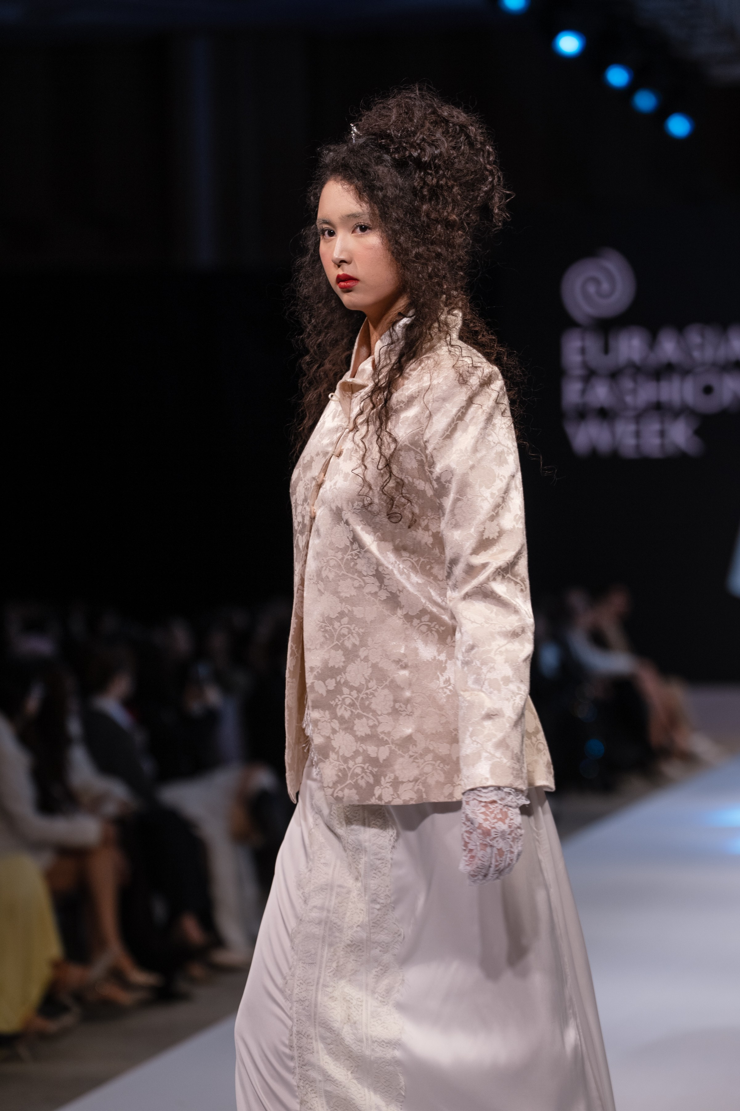 EURASIAN FASHION WEEK Eren. Сайт Алматинского НЮ АРТ, будуар и фэшн фотографа Дениса Карпенко
