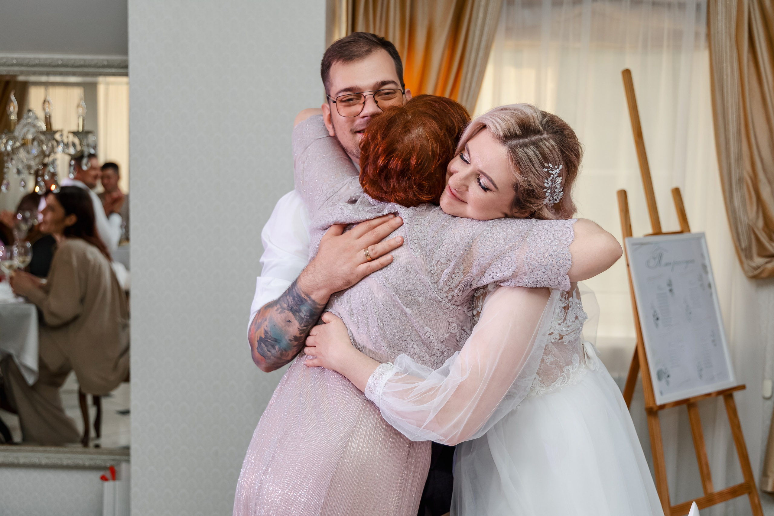 Максим и Юля. Дом офицеров. Свадебный фотограф в Хабаровске