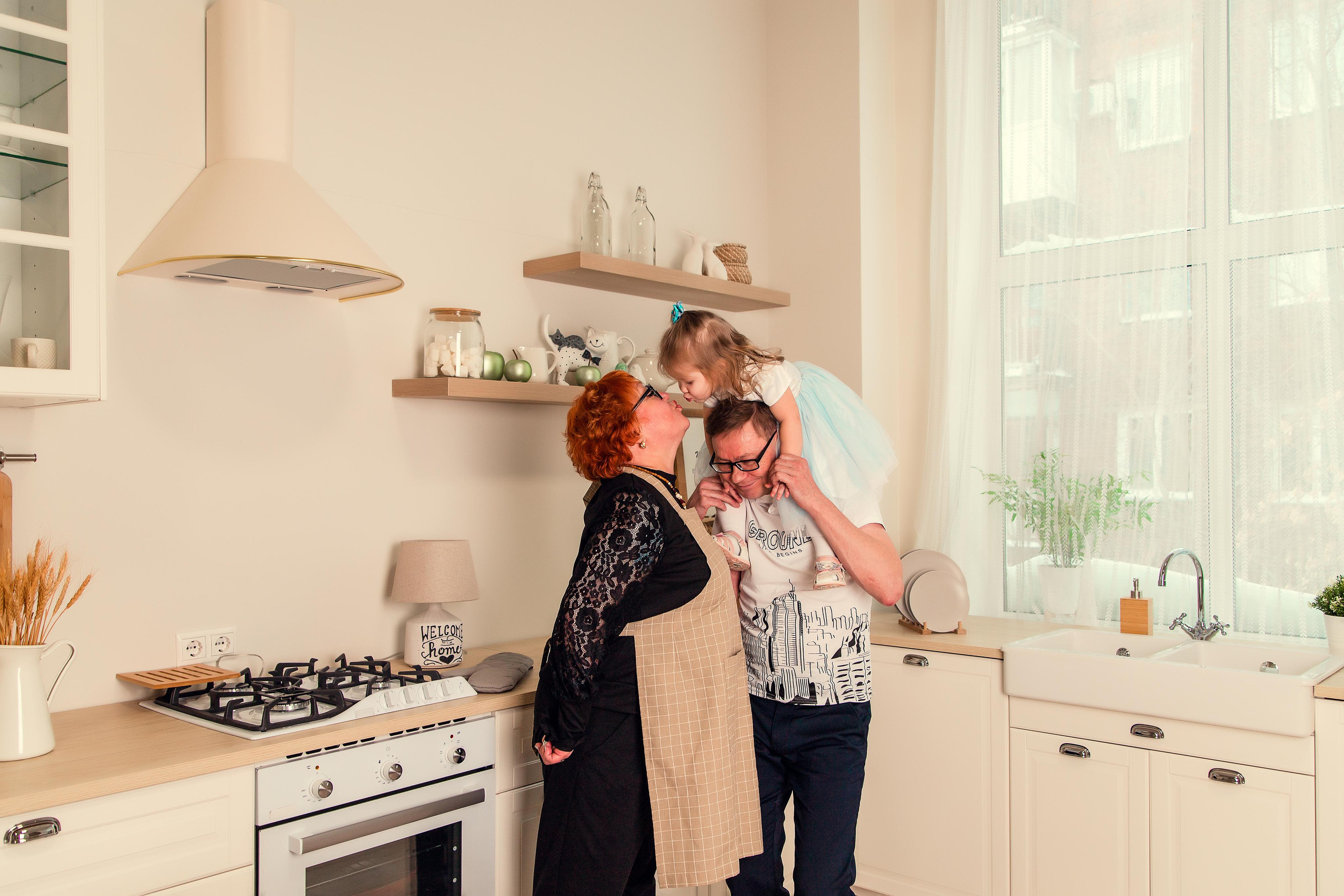 Семейная фотостудия. Семейный, свадебный и детский фотограф в Новосибирске Ольга Хидченко