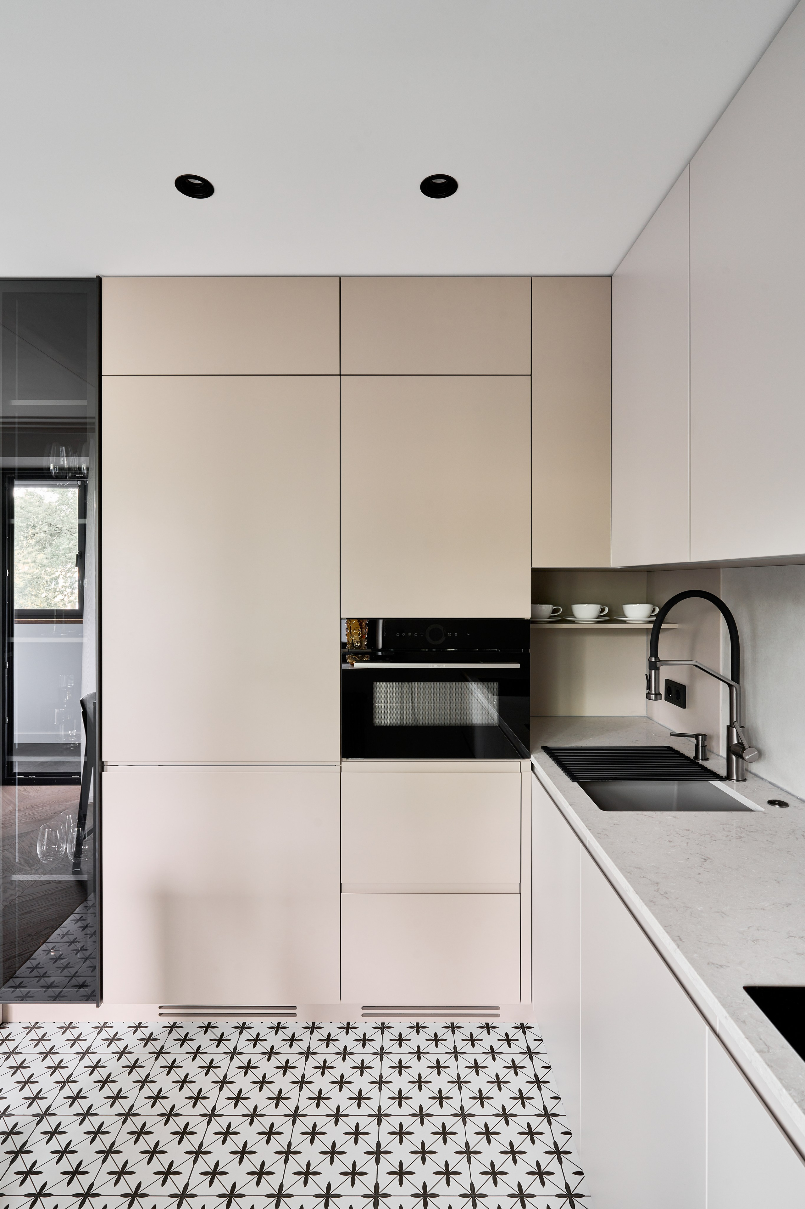 интерьер кухни с натуральными материалами современный стиль