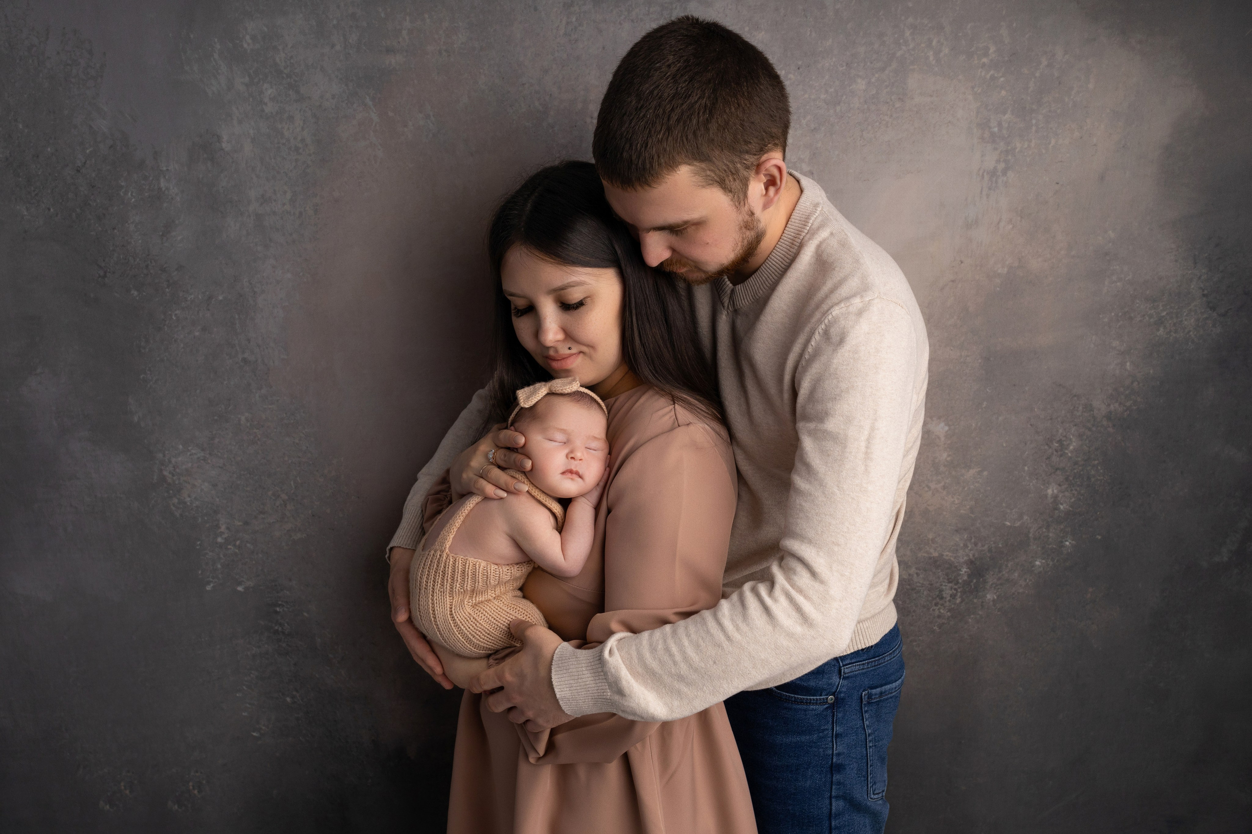 Семейные кадры от Elvira Kamaeva. Фотограф новорожденных малышей в Омске и Омской области Эльвира Камаева