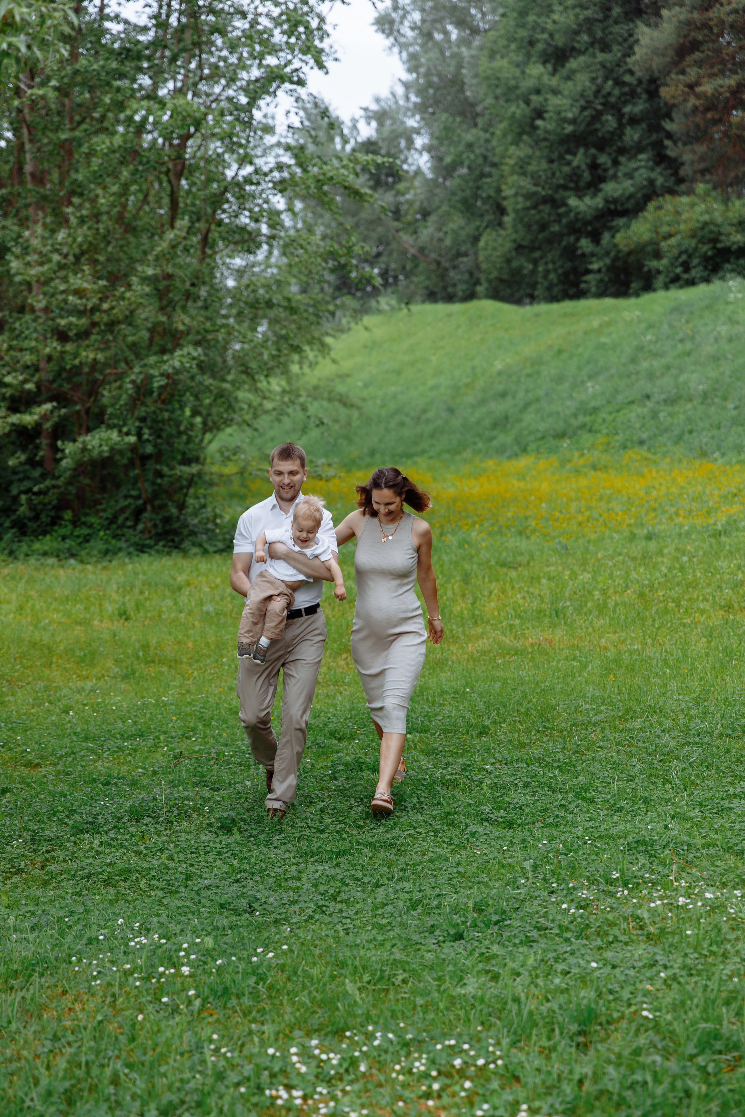Фотосессия беременности в усадьбе Валуево. Фотограф Александра Сыщенко