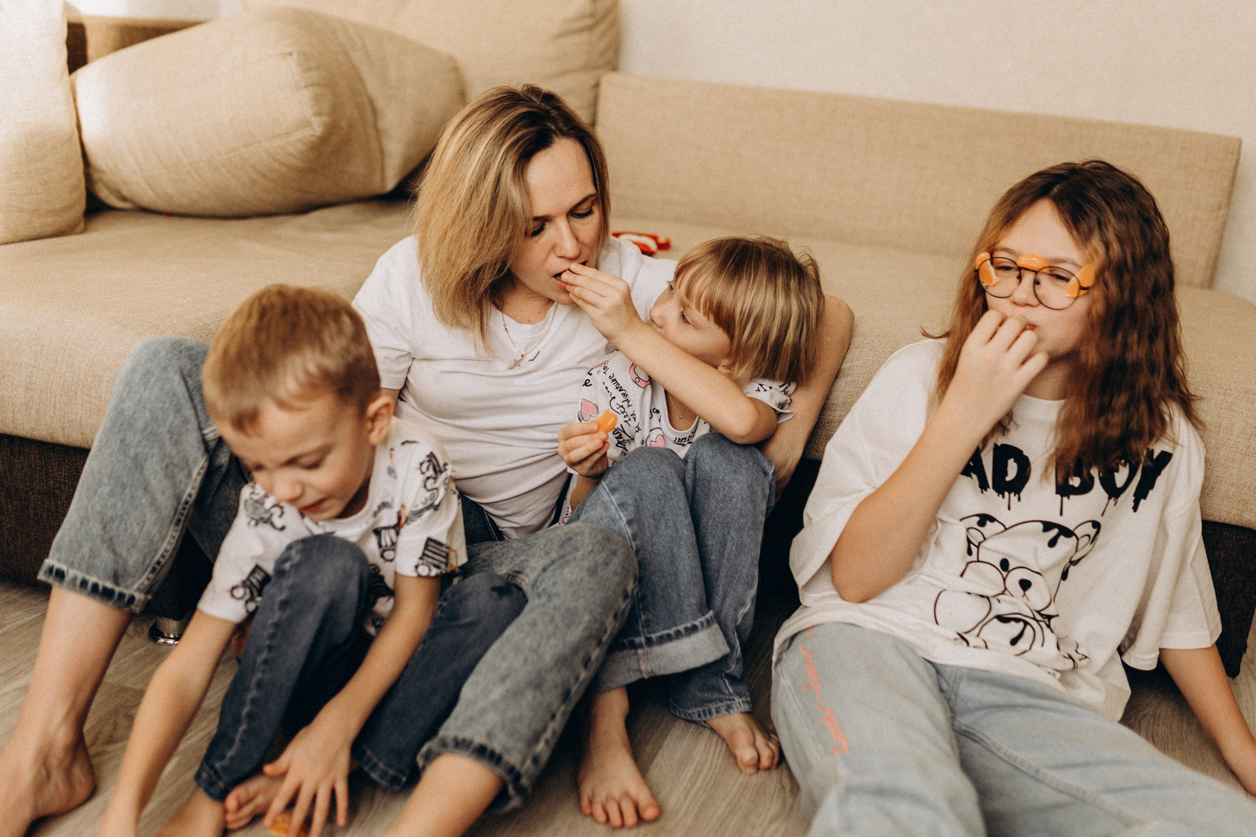 Алена, София, Лилия и Егор. Семейный фотограф lifestyle в Новосибирске Елена Шпилевая