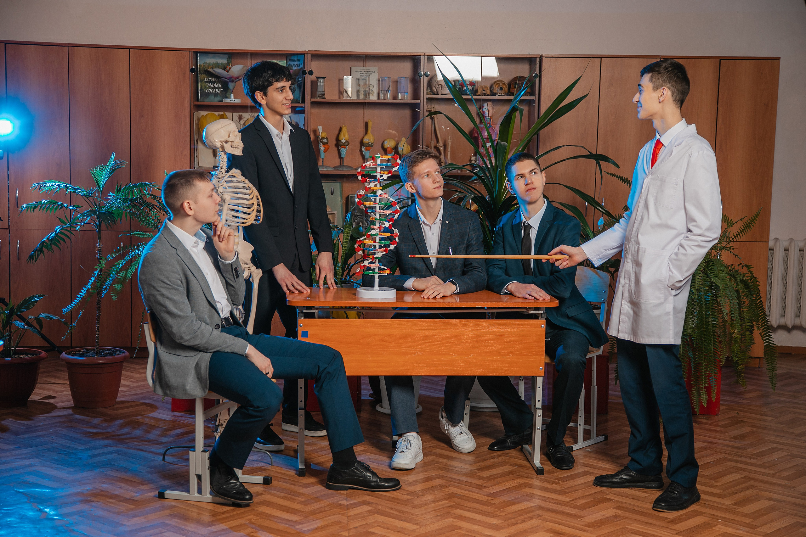 Выпускники. Роман Урумбаев фотограф Нижневартовск