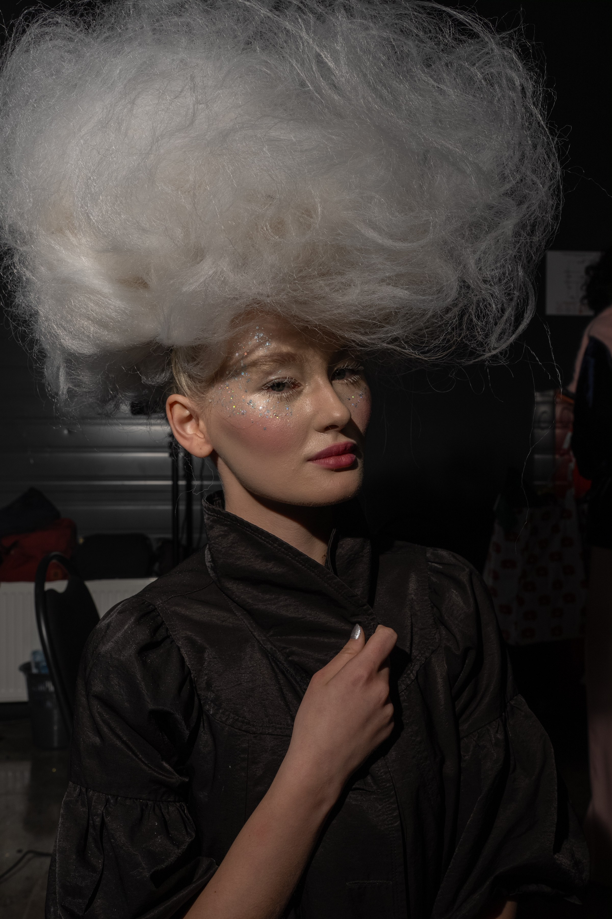 Visa Fashion week Almaty Backstage Day 3. Сайт Алматинского НЮ АРТ, будуар и фэшн фотографа Дениса Карпенко