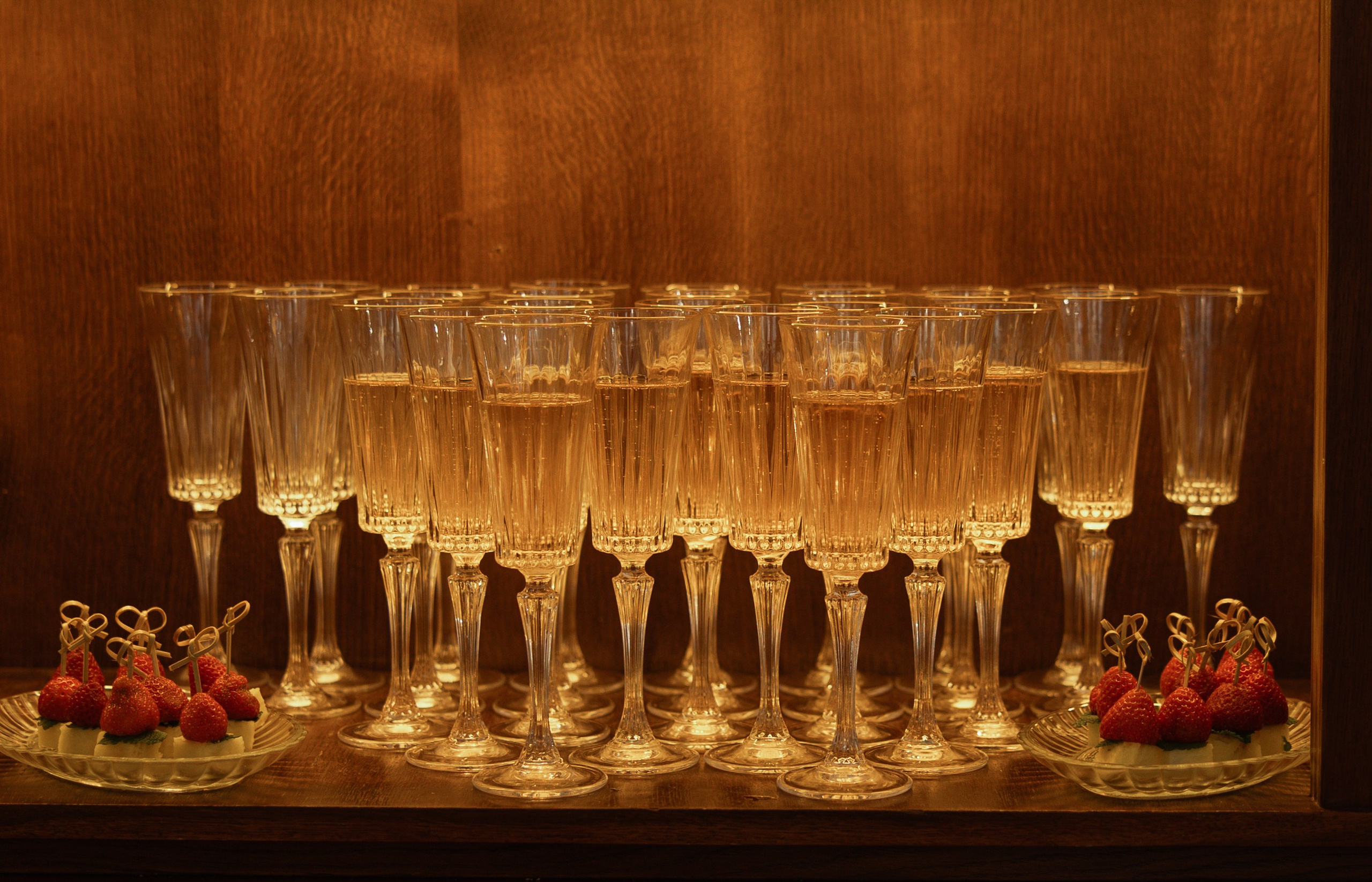 За тёплым семейным столом: история одного вечера. Свадебный фотограф Елена Рубцова