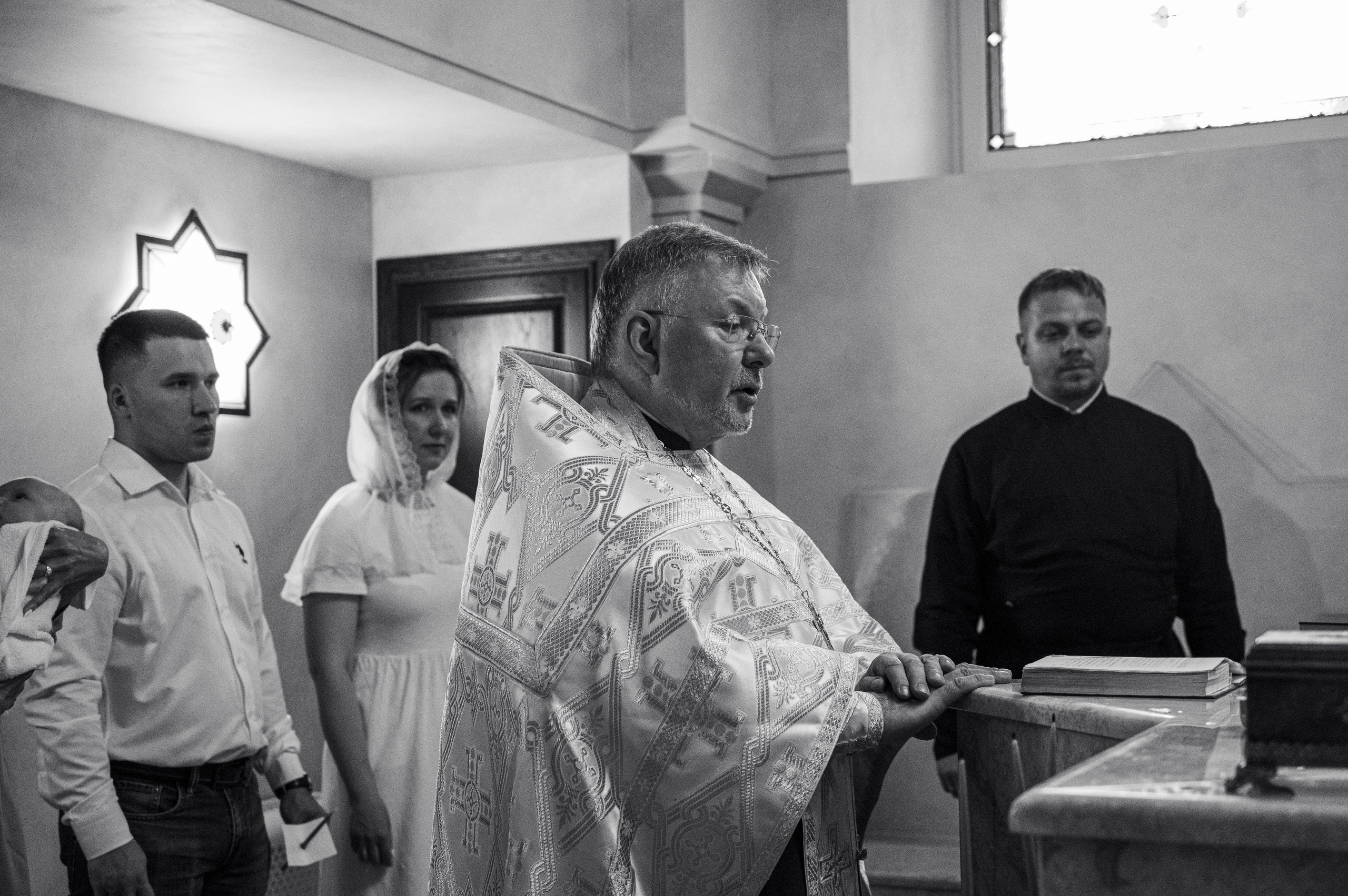 Крещение Марии. Храм Рождества Христова на Песках. Фотограф на роды СПБ Юлия Герасимова