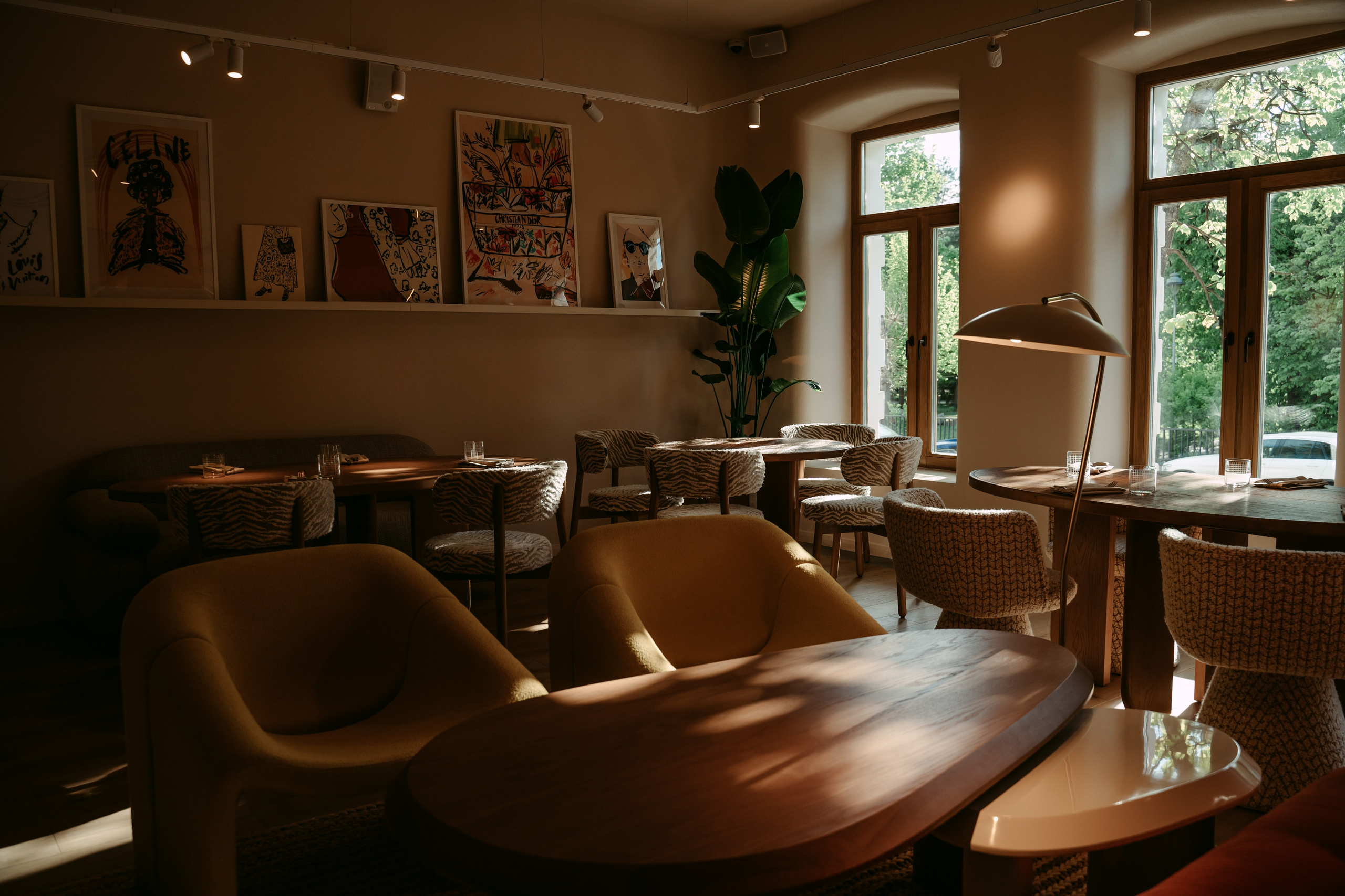 Хорошая девочка / Открытие ресторана в Казани. Саша Копылов, фотограф в Казани