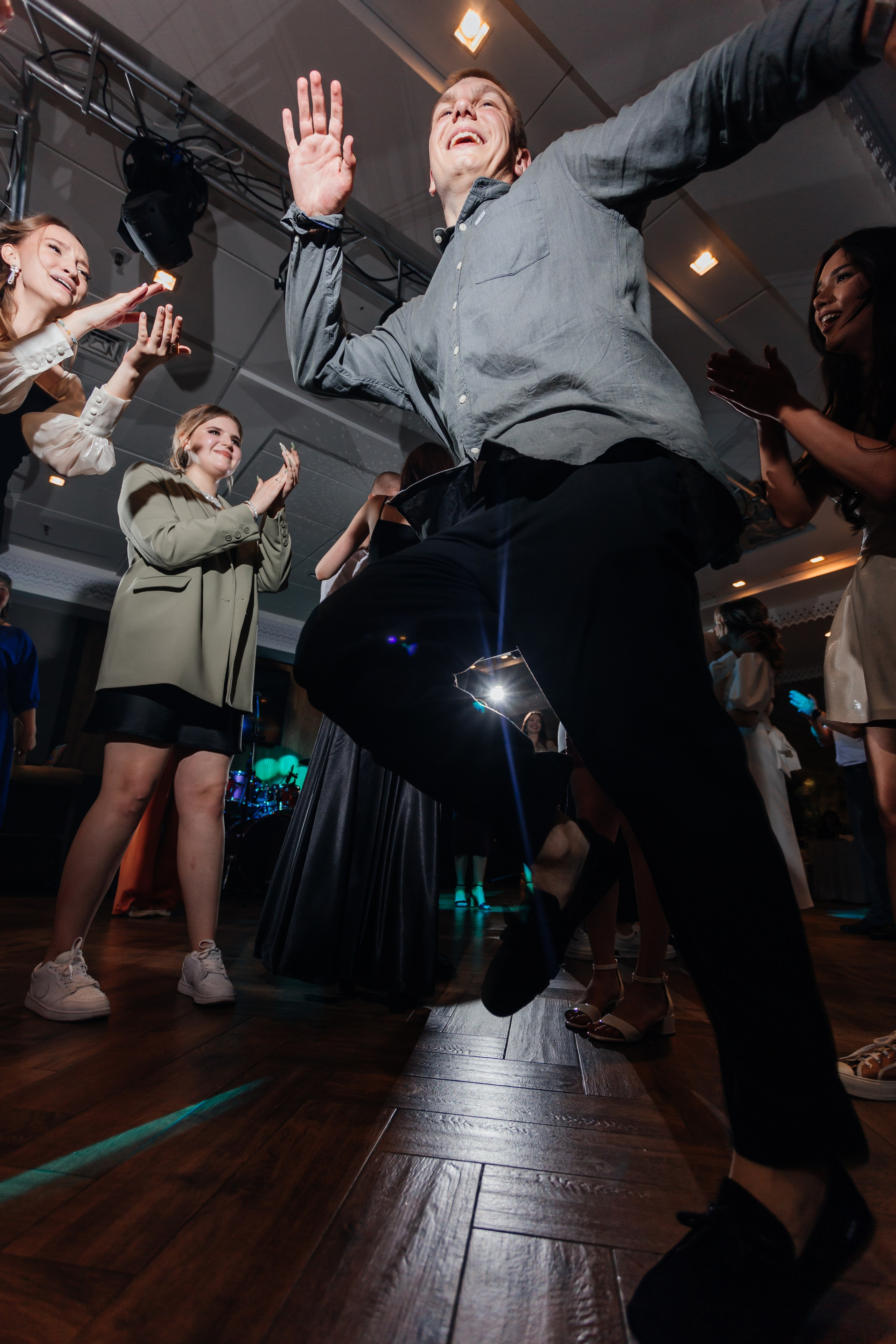 Выпускной 11 «А». Школа № 42. Свадебный фотограф в Краснодаре Николай Крауз