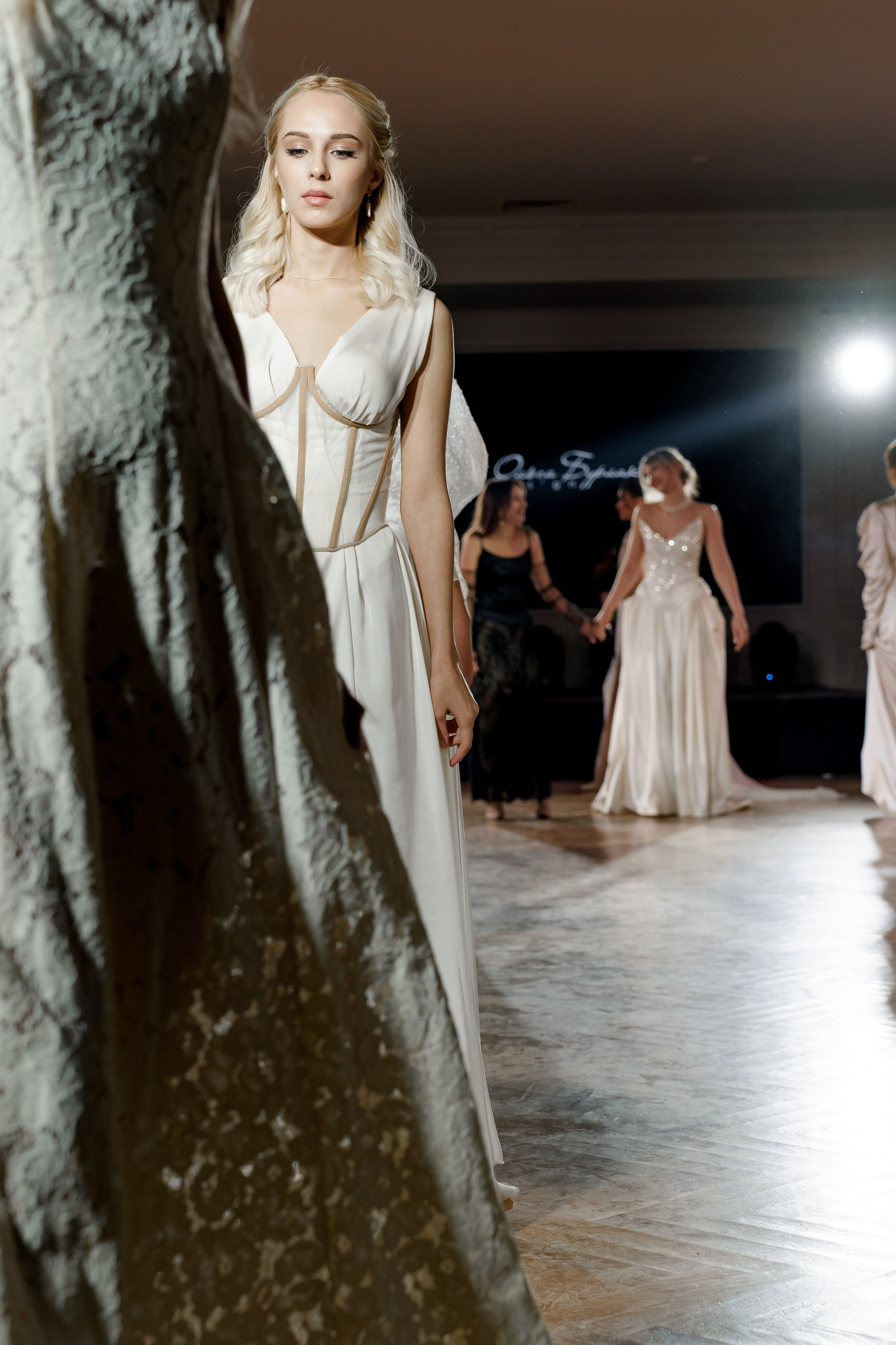 Выставка свадебных специалистов «Свадьба на 1000%». Свадебный фотограф в Санкт-Петербурге