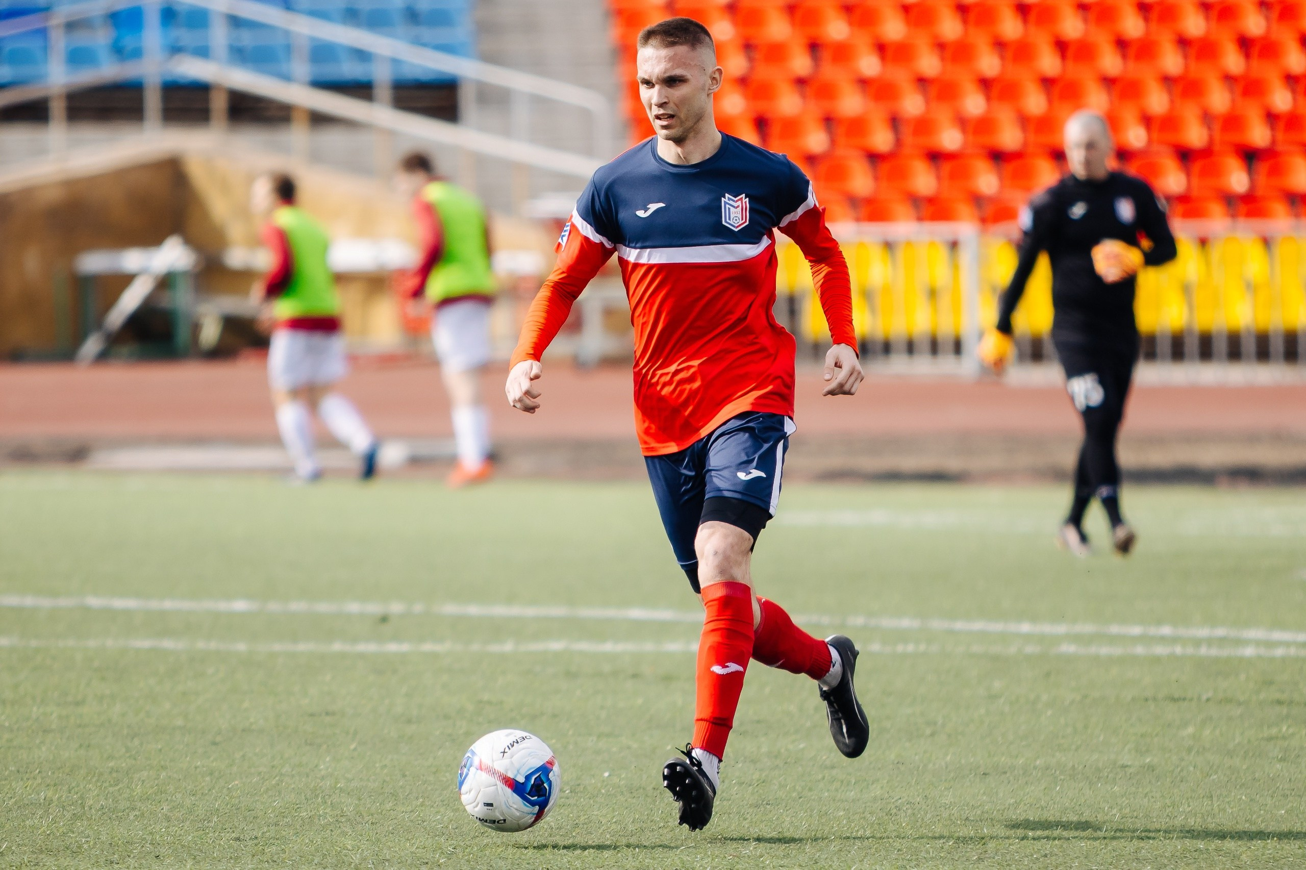 ФК «Металлург-Магнитогорск» vs ФК «ОСШ-Челябинск-М» // 05.04.25. Денис Прохоров Фотограф в г. Магнитогорск