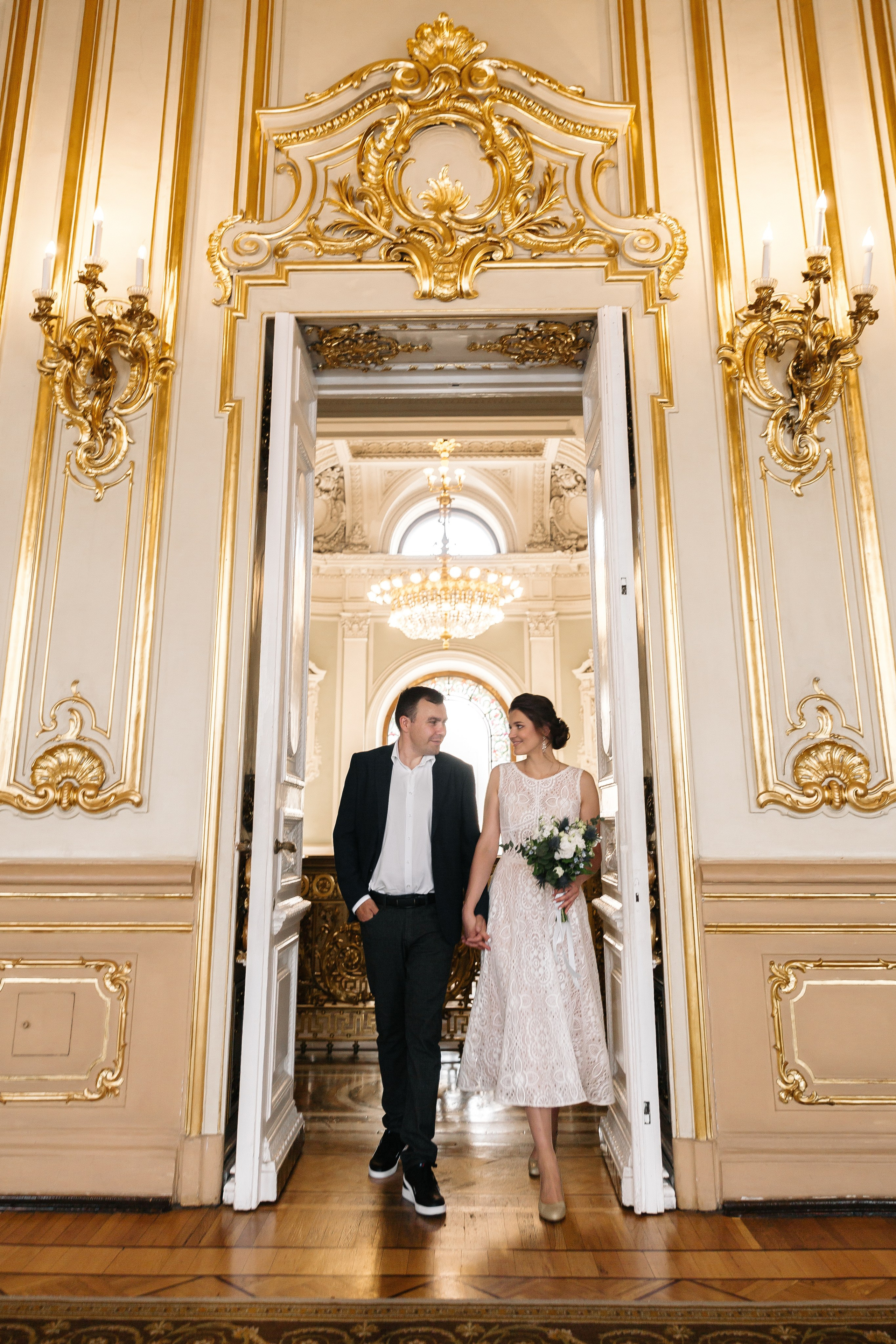 ДВОРЕЦ № 1 | Июль, Исаакиевская площадь. Свадебный фотограф в Санкт-Петербурге Полина Корзухина