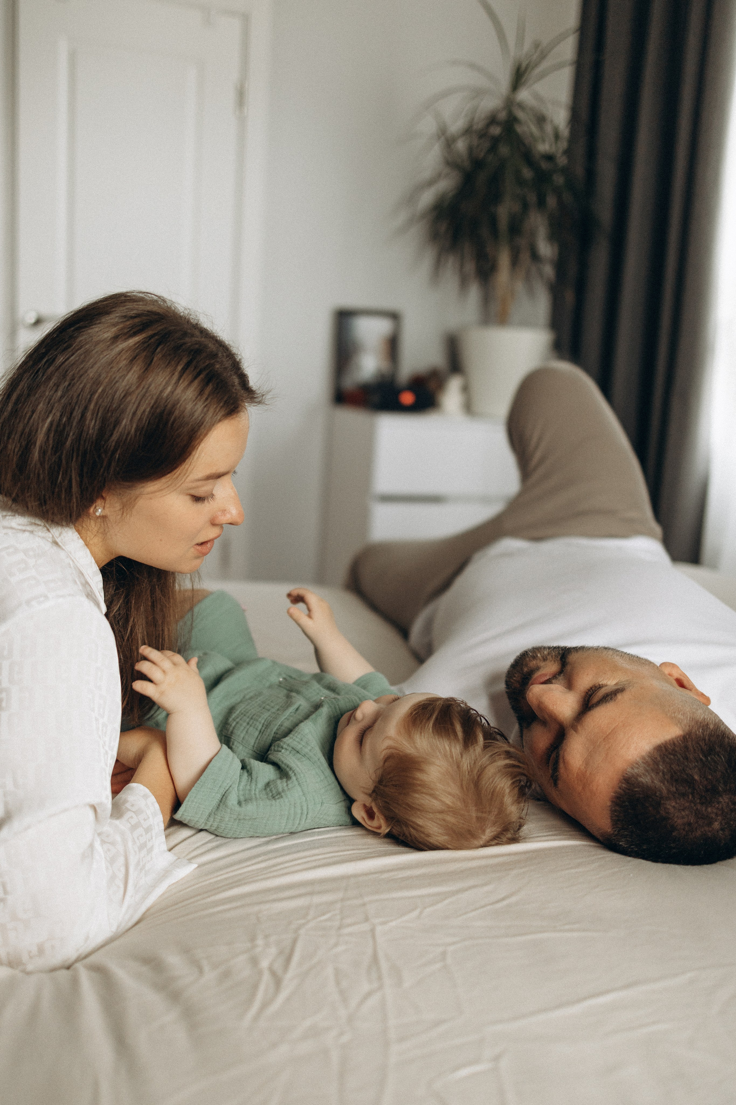 Лена, Саша и Лев