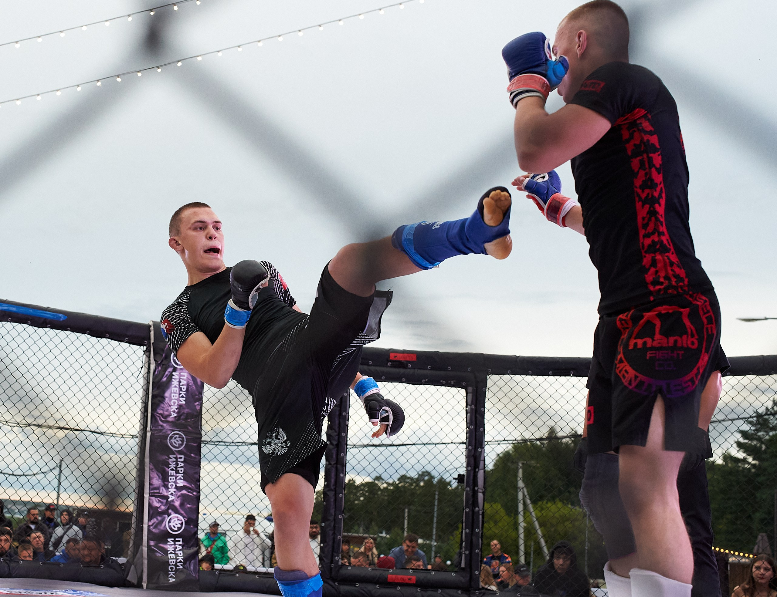 ММА. Битва на Иже-4. Спортивный репортажный фотограф в Ижевске Сергей Мерзляков