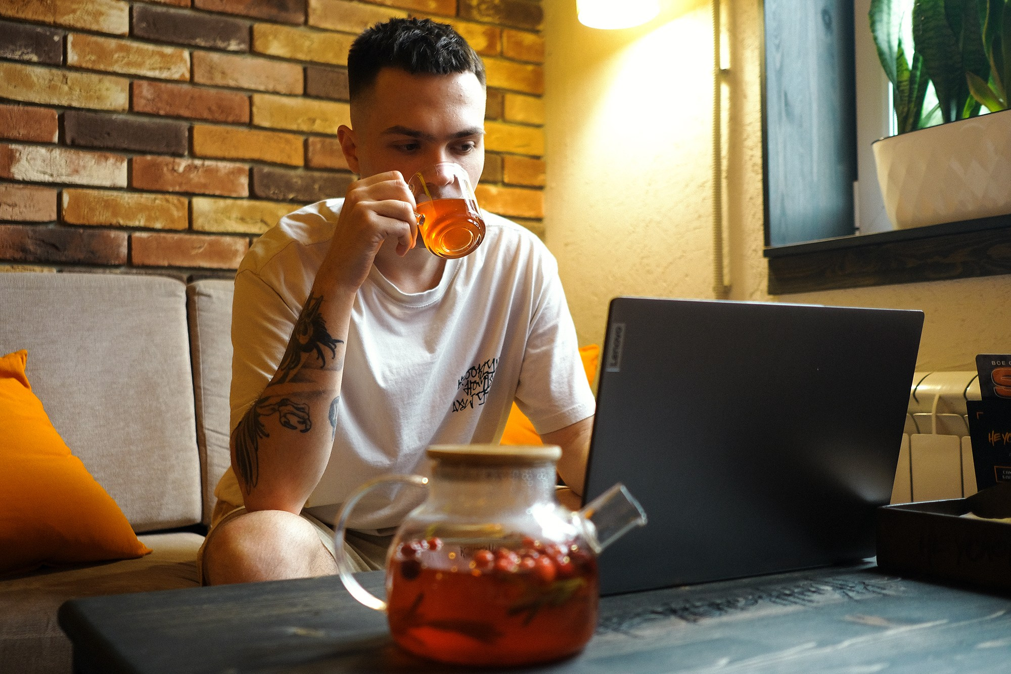 «Не усложняй». Anya.vision