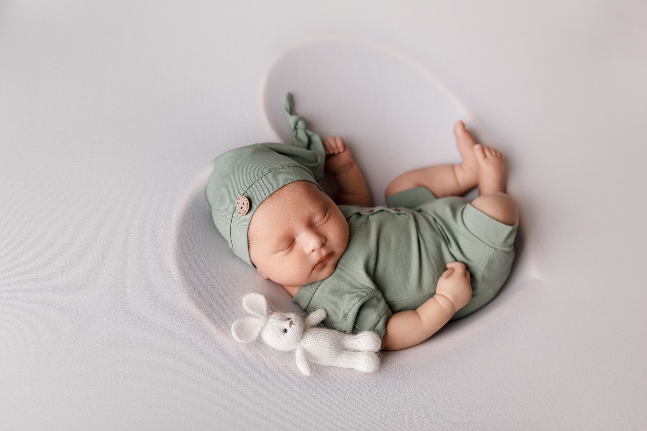 НОВОРОЖДЕННЫЕ. Фотограф новорожденных — ньюборн фотосессия Москва Анна Миронченко