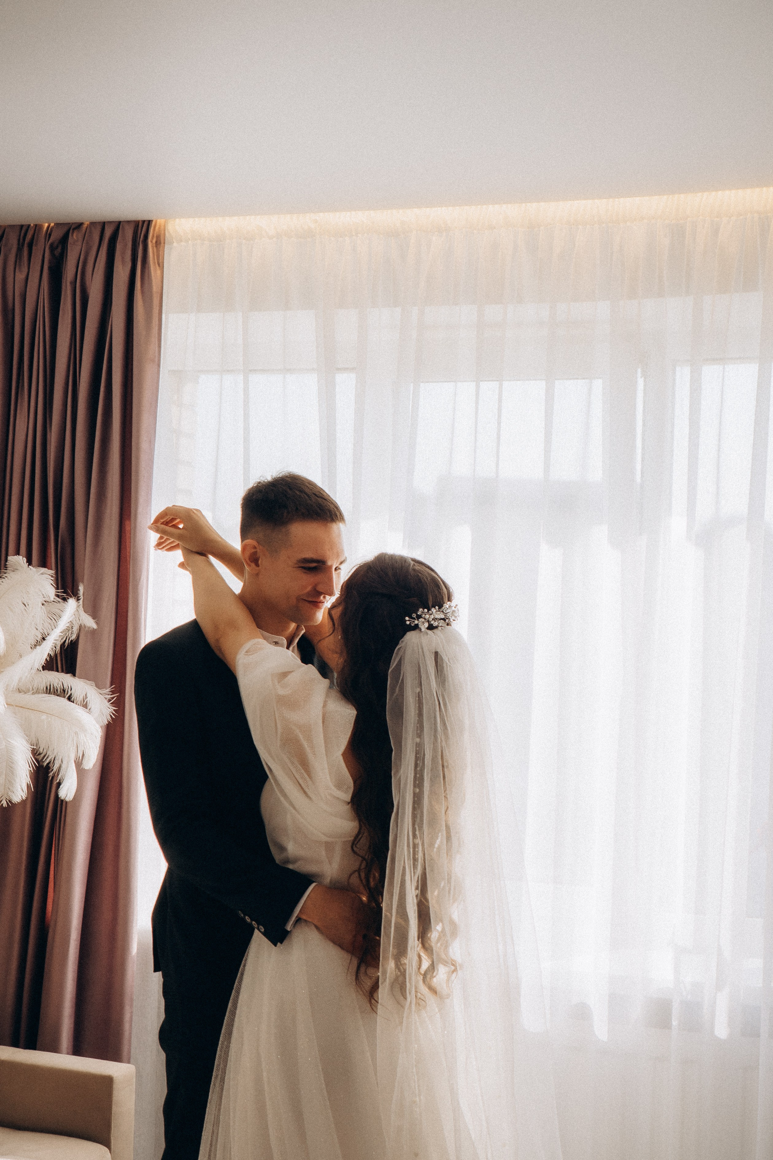 СВАДЕБНАЯ СЬЕМК В ПАРКЕ 300-ЛЕТИЯ. Профессиональный фотограф, Санкт-Петербург — Виктория Богомолова