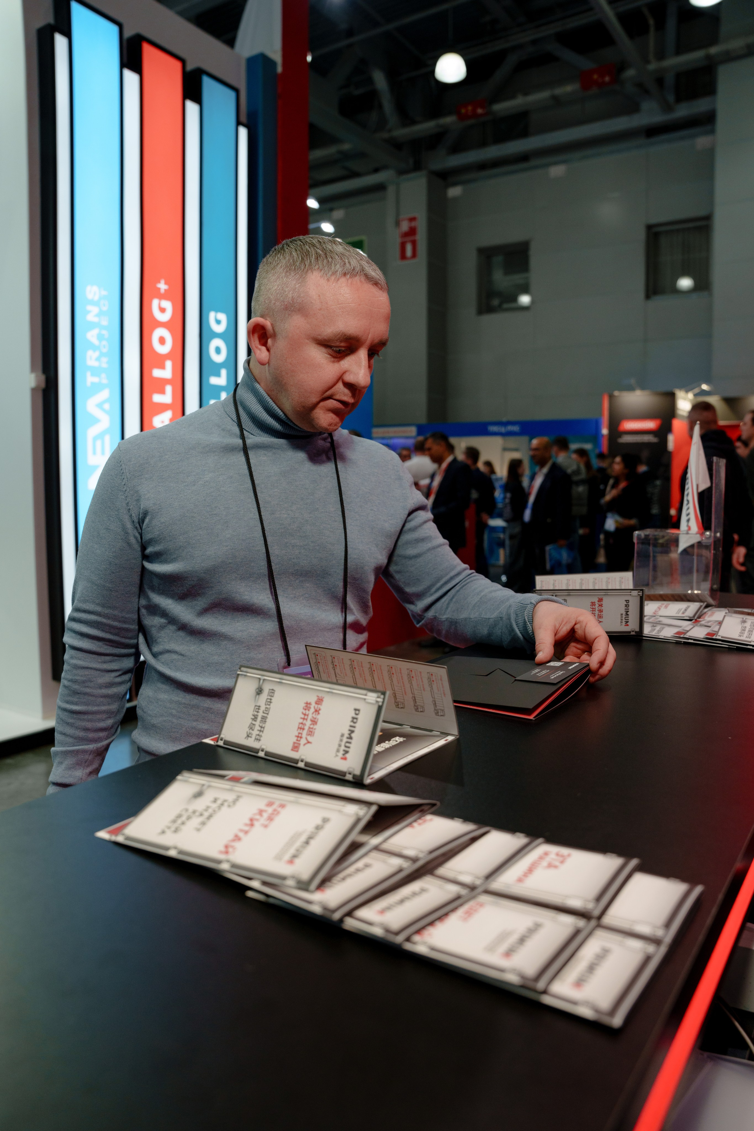 Репортажный фотограф на экспо Крокус. Репортажный фотограф Москва Сергей Дружинин