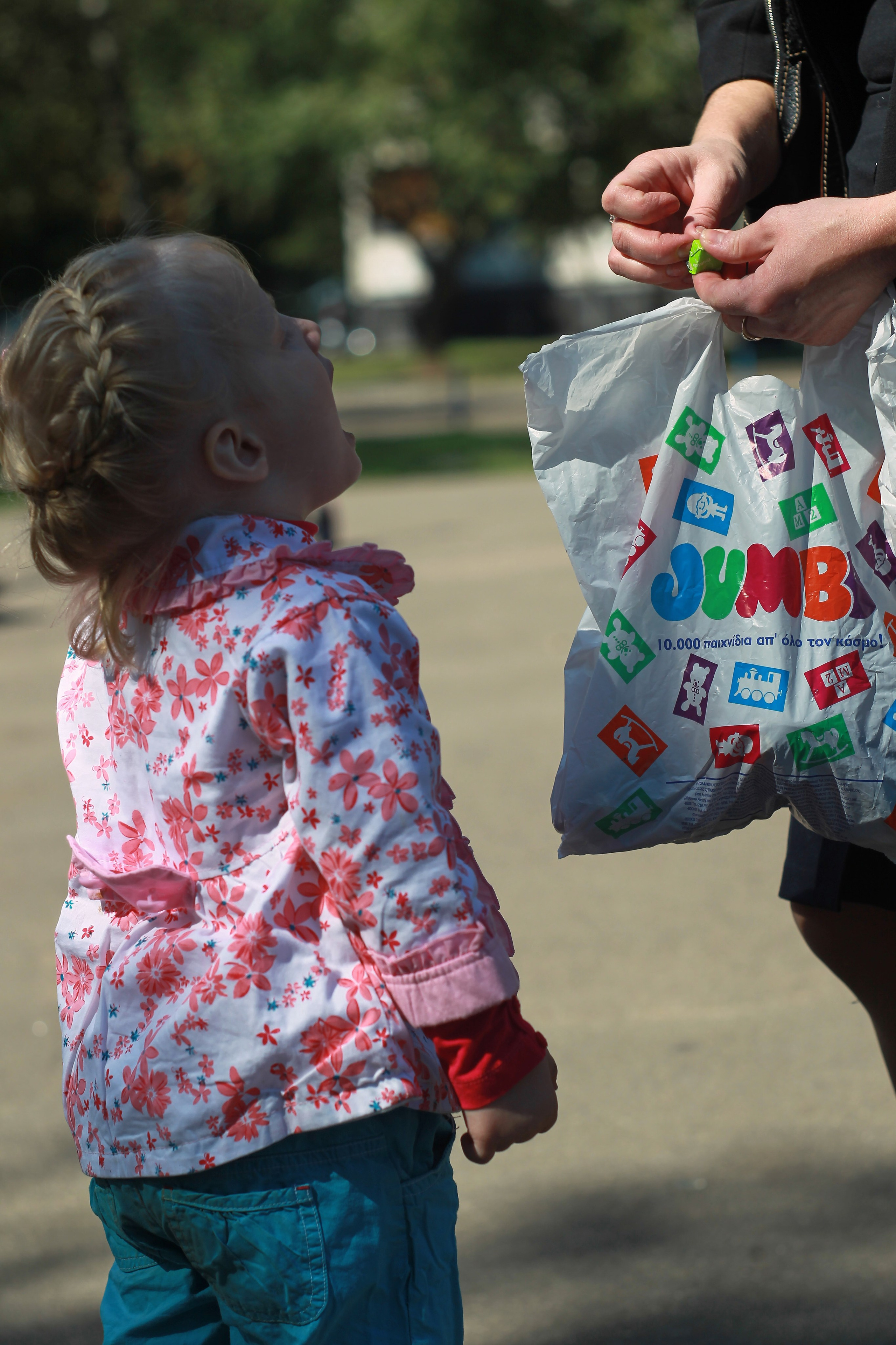 Семейная фотография в помещении и на улице. Сайт фотографа Виталия Дени