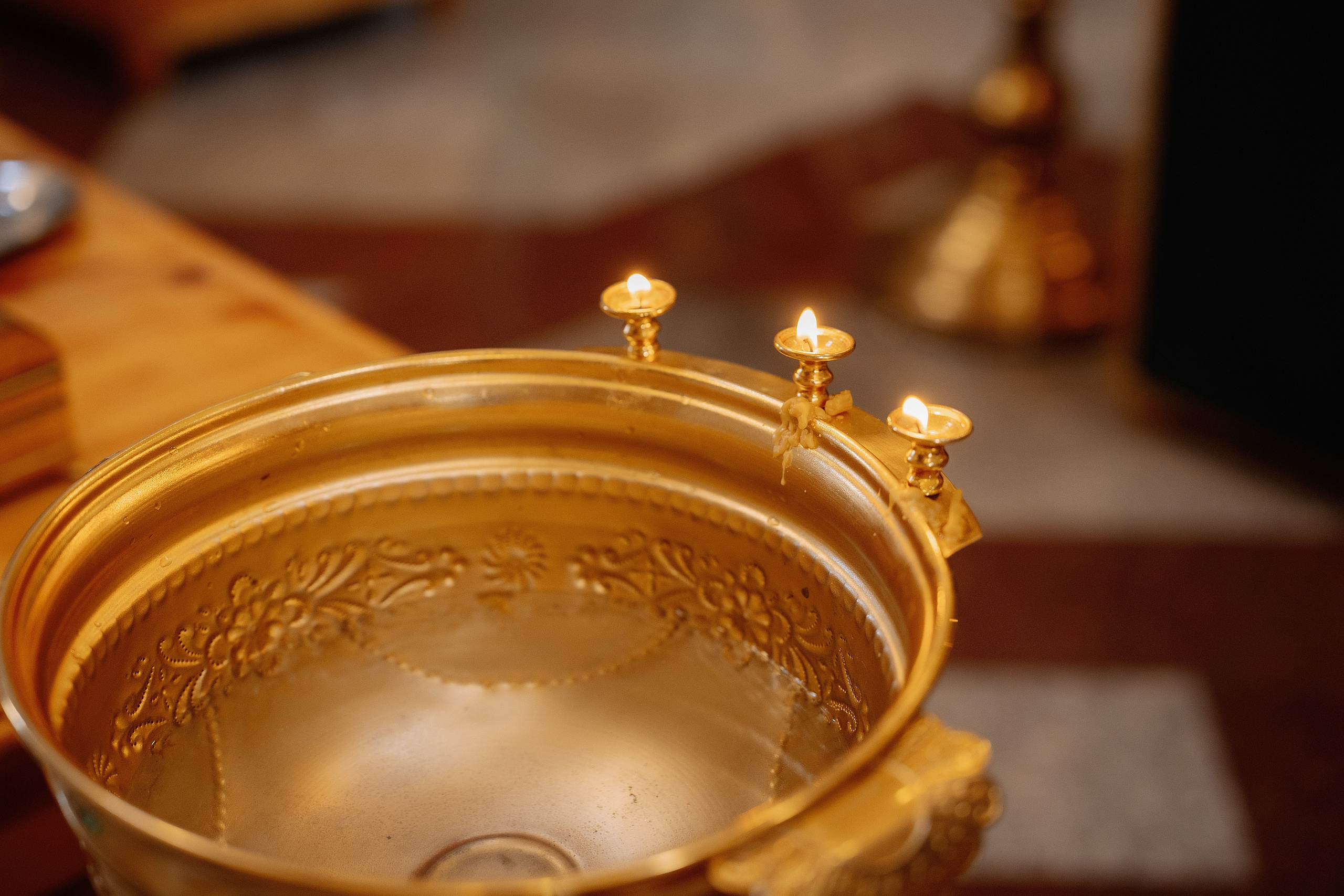 Таинство крещения Снежаны. Фотограф на Крещение и Венчание в Красноярске Рамазанова Юлия