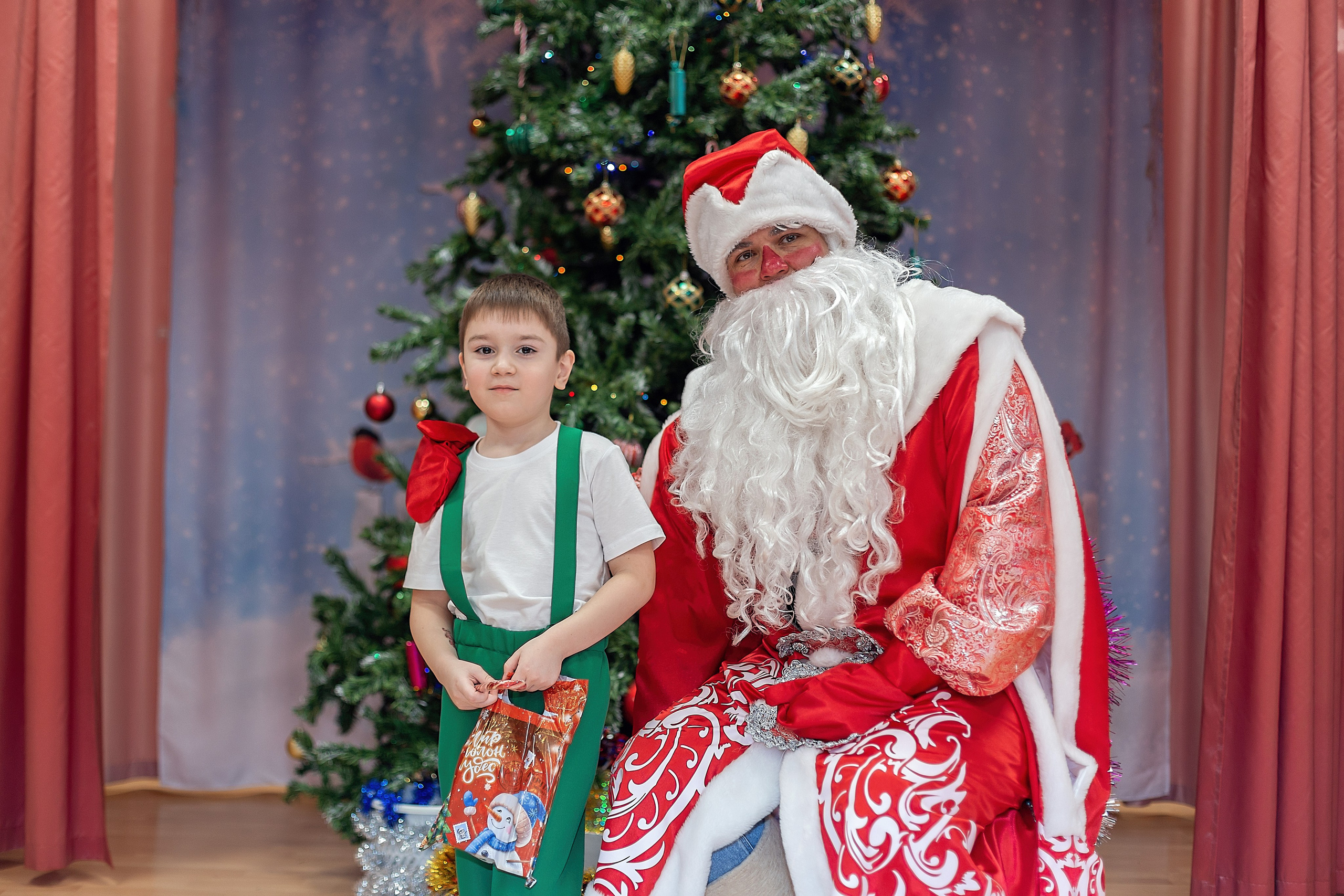 Утренник_"Карамельная фабрика» 2024. Семейный фотограф в Санкт-Петербурге