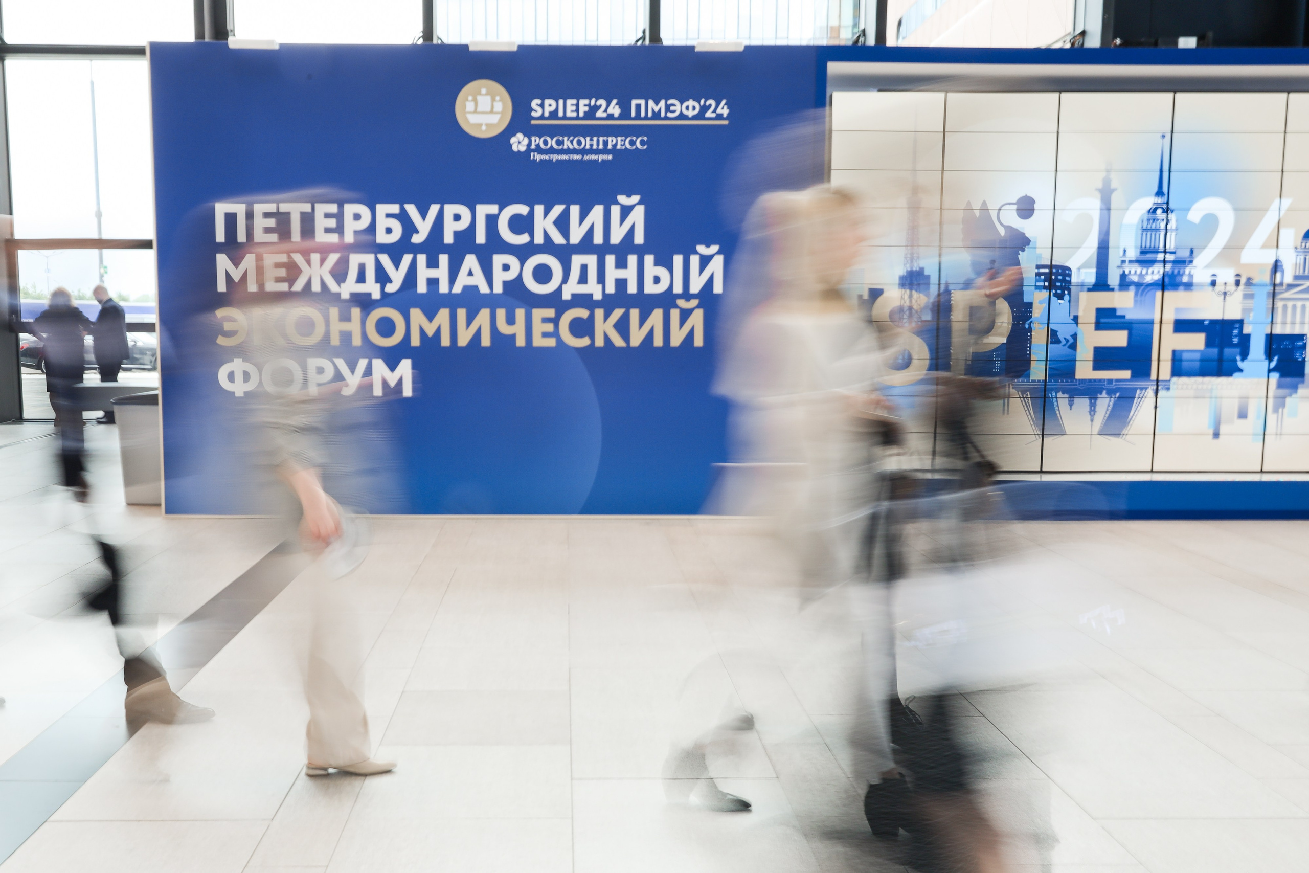 Евгения Стриженова — репортажный фотограф в Санкт-Петербурге