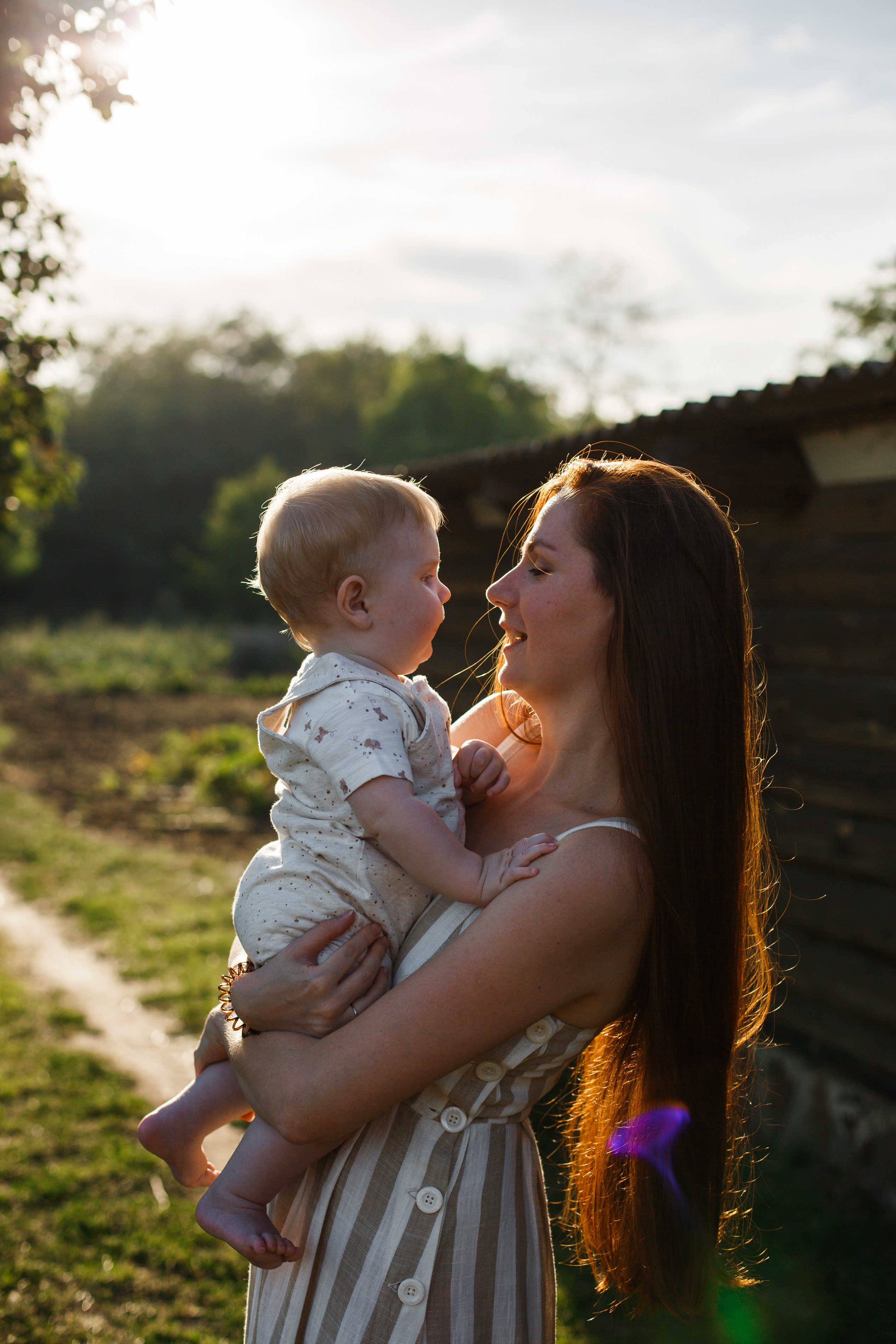 Солнце, ветер и любовь. Главная