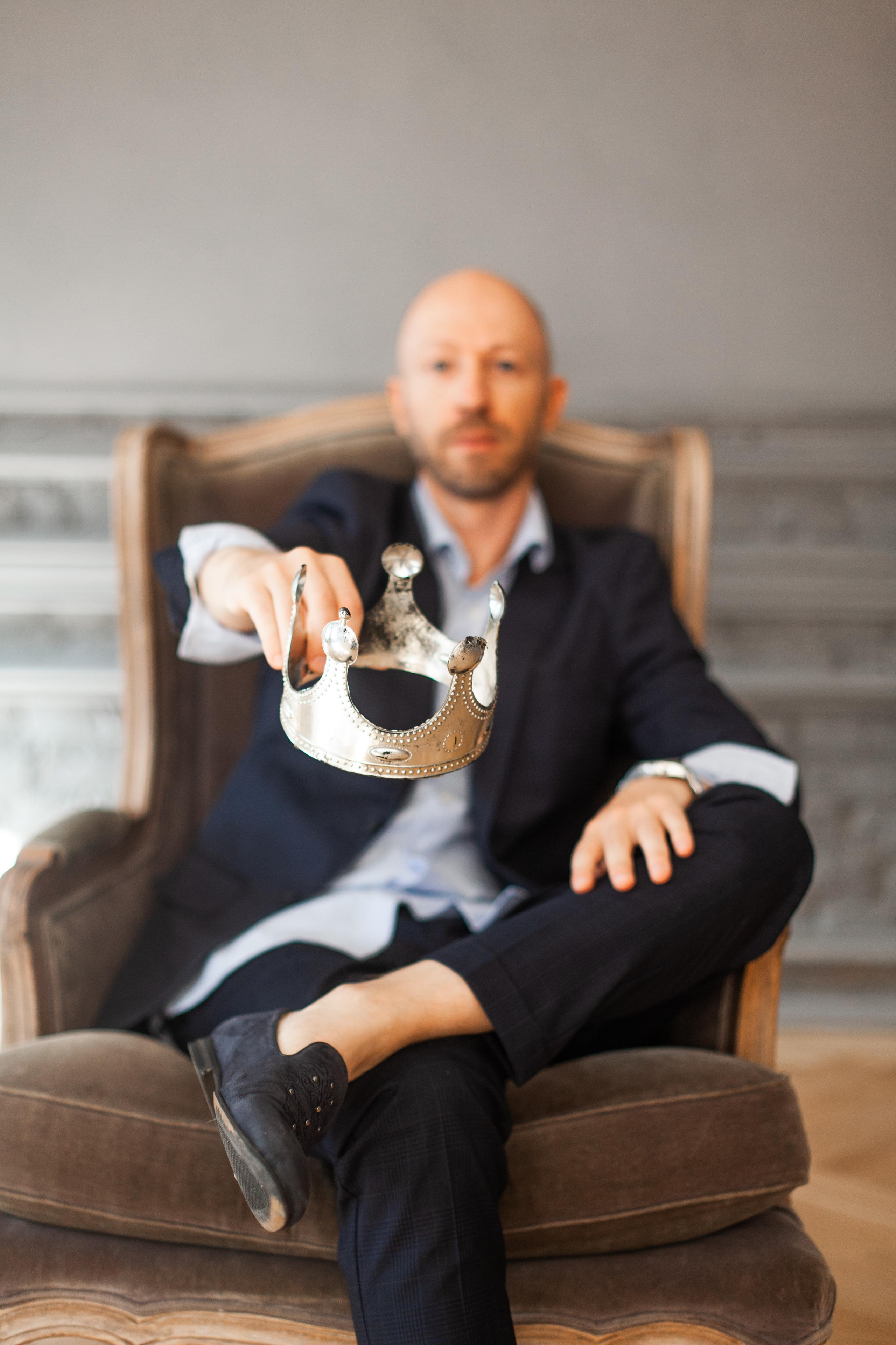 Съемка для нумеролога. Мобильный загородный фотограф в СПб и Ленинградской области. Портретны