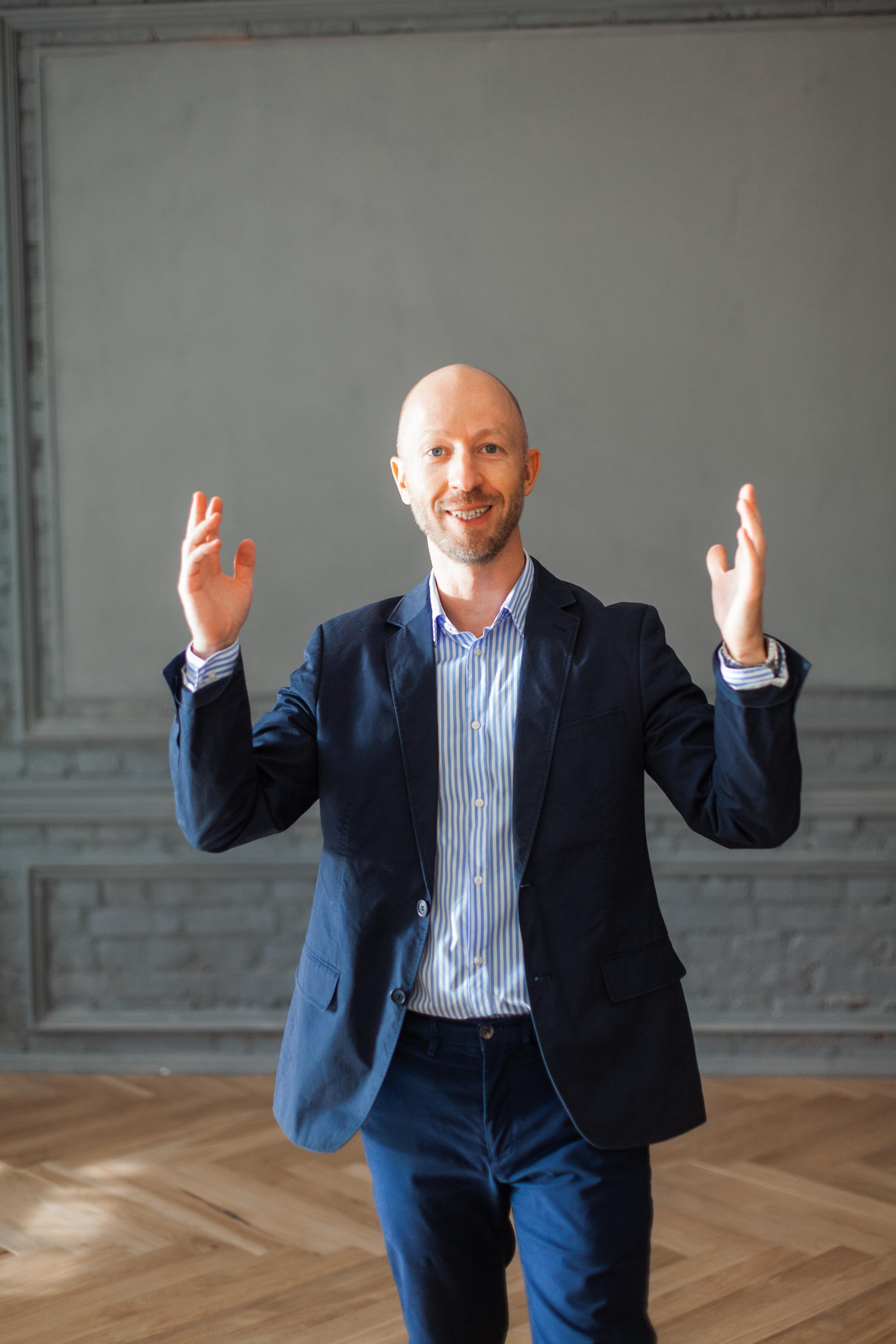 Съемка для нумеролога. Мобильный загородный фотограф в СПб и Ленинградской области. Портретны