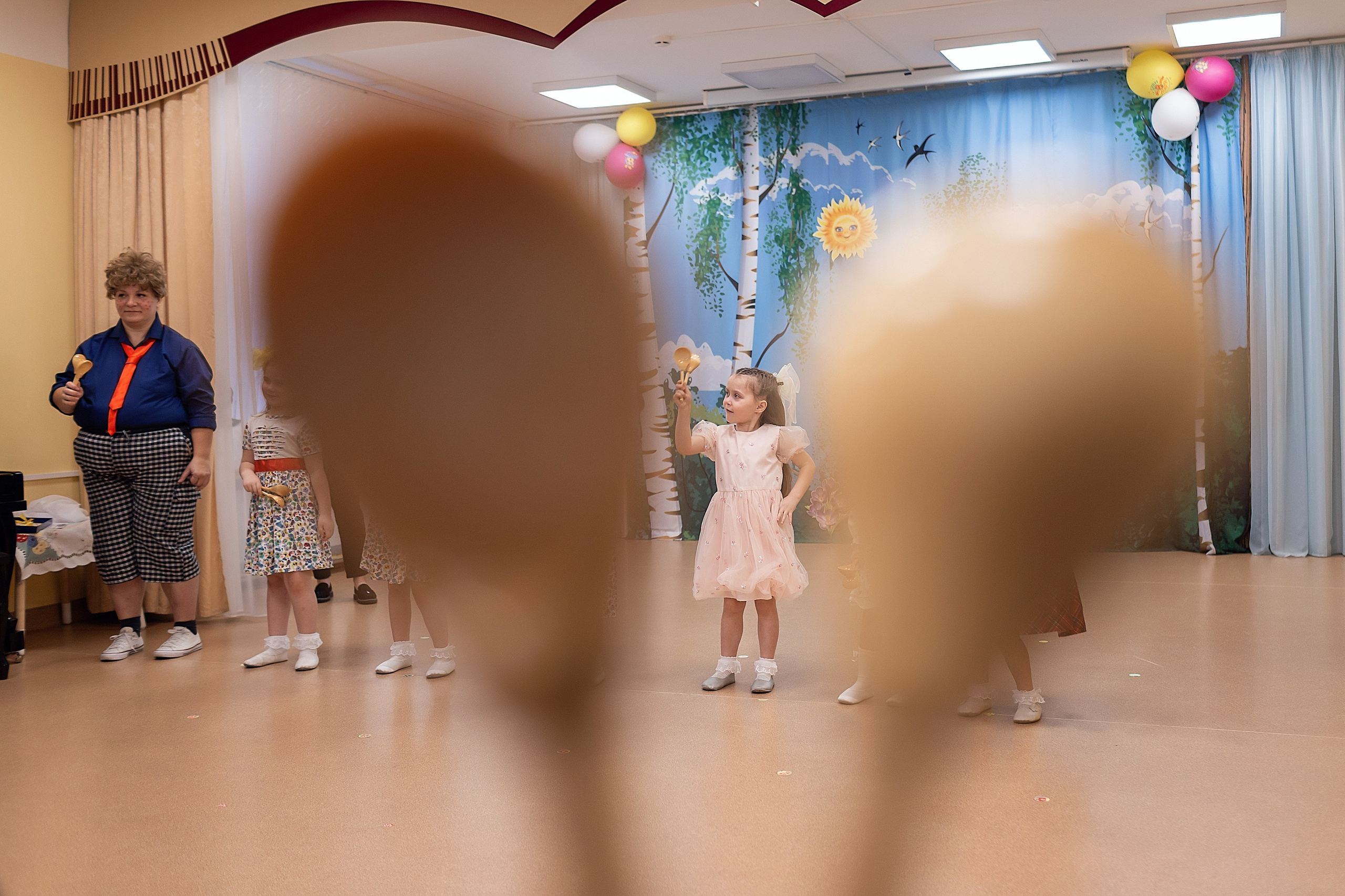 Весенний утренник_старшая группа_2025. Семейный фотограф в Санкт-Петербурге