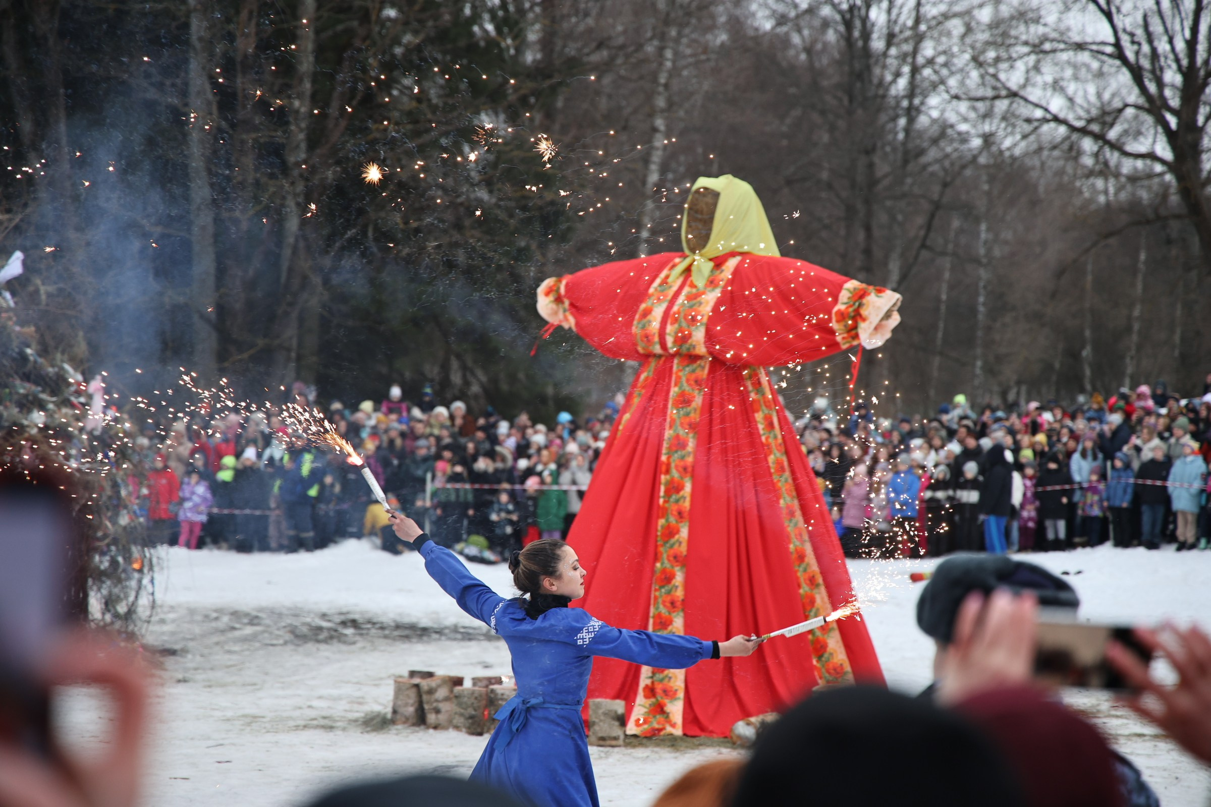 Широкая Масленица ГМЗ Павловск. Фотограф Валерий Сабрам