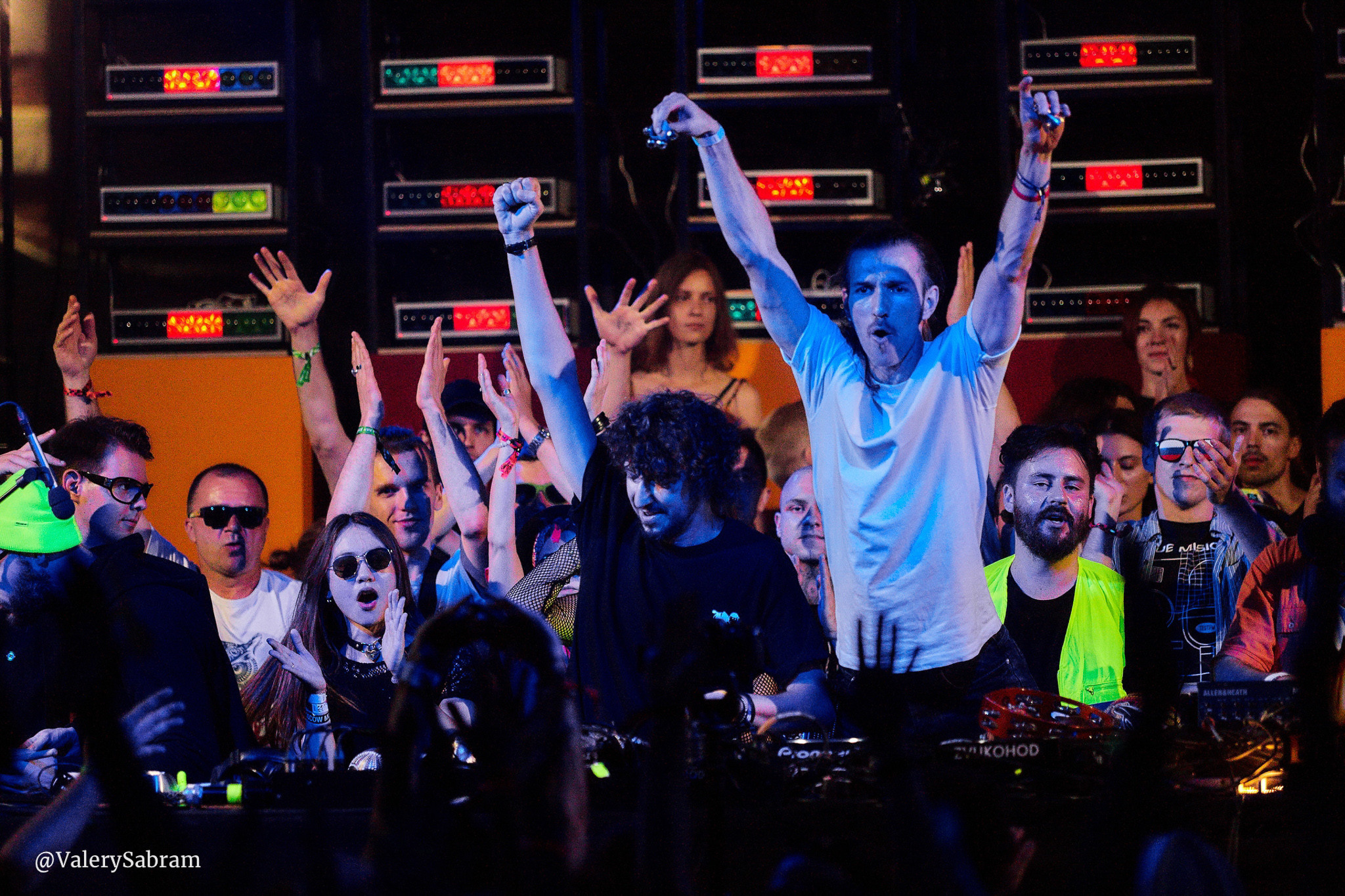 Клубное мероприятие BoilerRoom 2019. Фотограф Валерий Сабрам