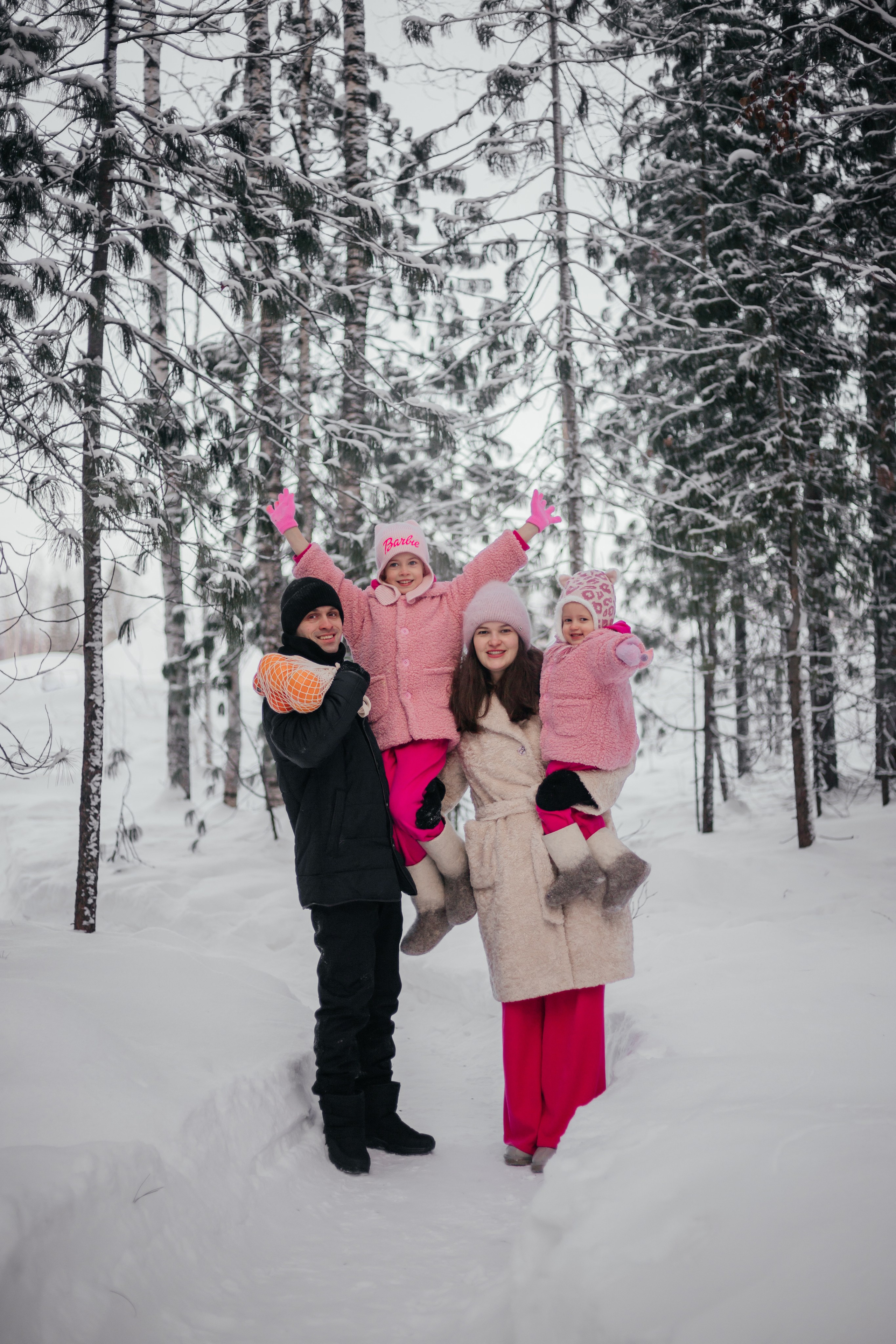 Семья Бугай. Семейный фотограф Нижневартовск Тюмень Ефимова Ирина