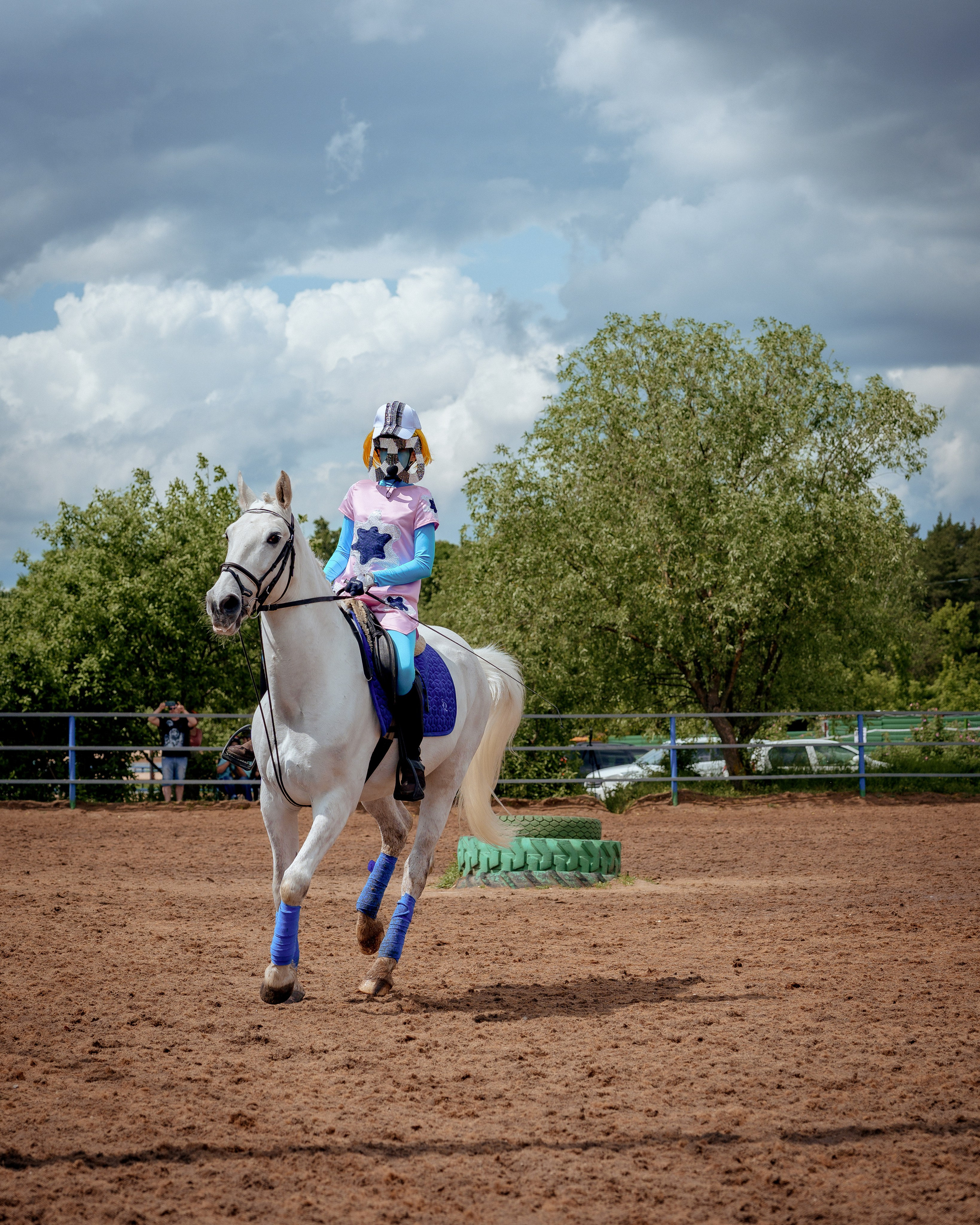 Конный клуб Горки. Портретный и семейный фотограф в Москве/Видное