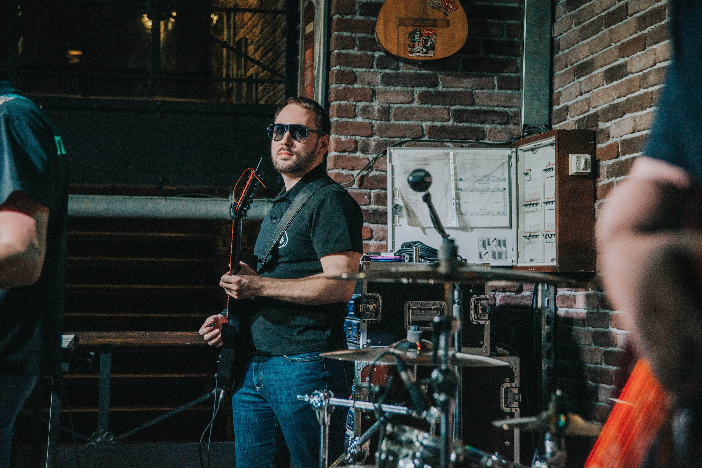 LifePub 16.03.2022. Московская кавер-группа BankBand