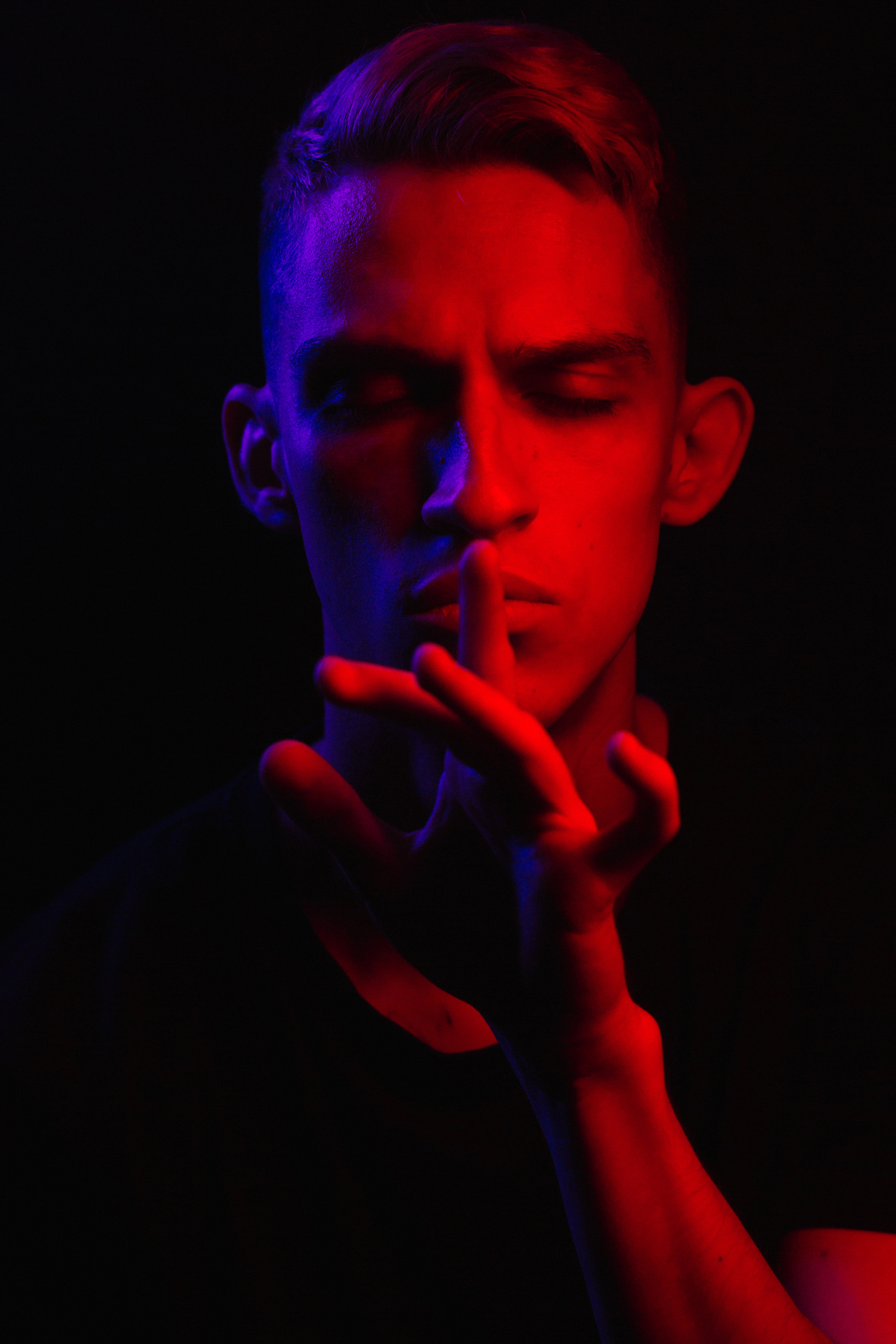 POSTER. Фотограф Ольга Лапшина