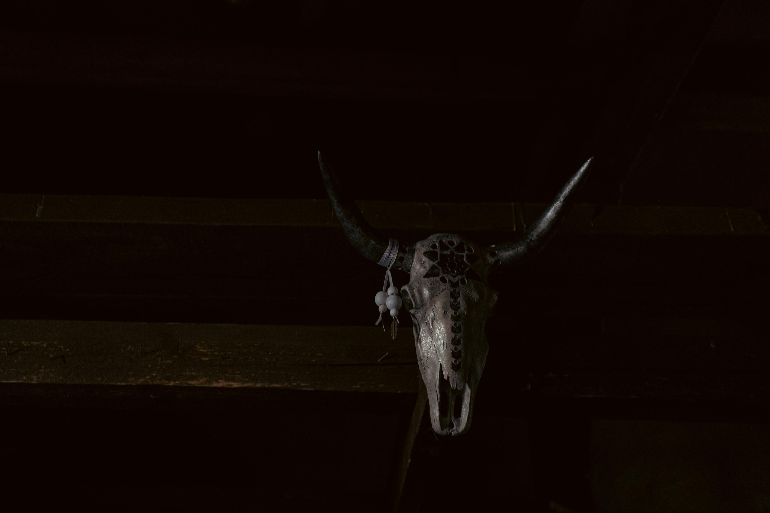 Крематорий. Бэк с клипа «Бар под дулом револьвера». Фотограф Сонкина Татьяна