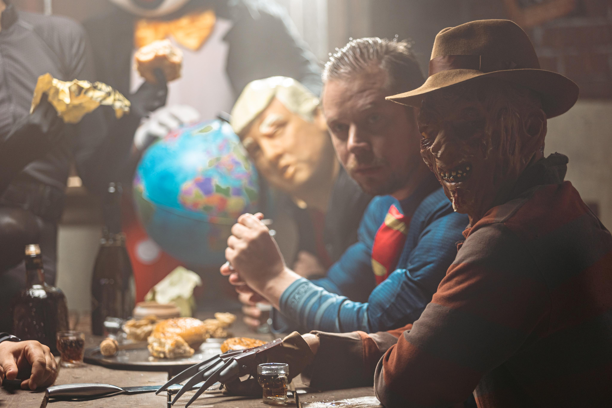 Крематорий. Бэк с клипа «Бар под дулом револьвера». Фотограф Сонкина Татьяна