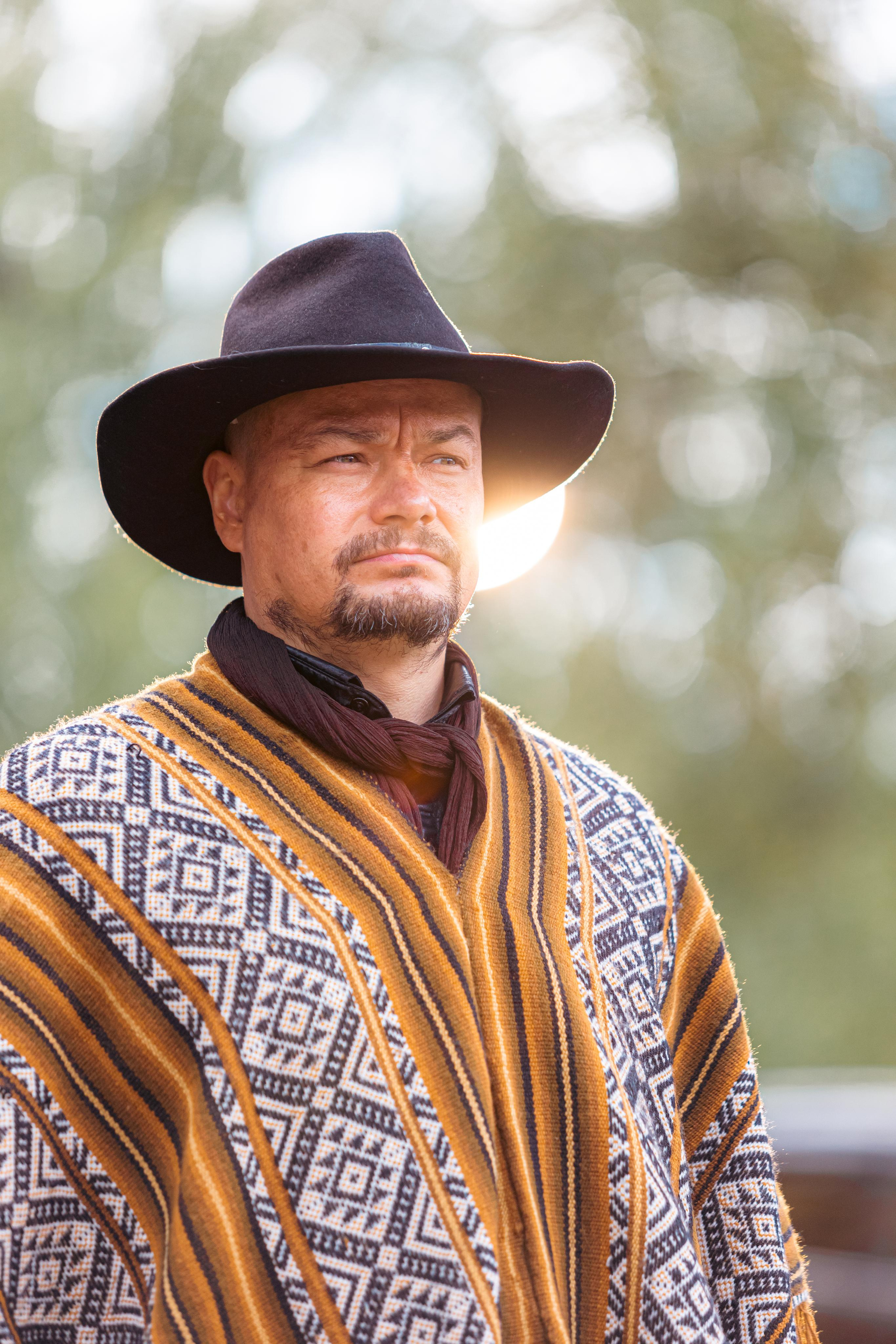 Крематорий. Бэк с клипа «Бар под дулом револьвера». Фотограф Сонкина Татьяна