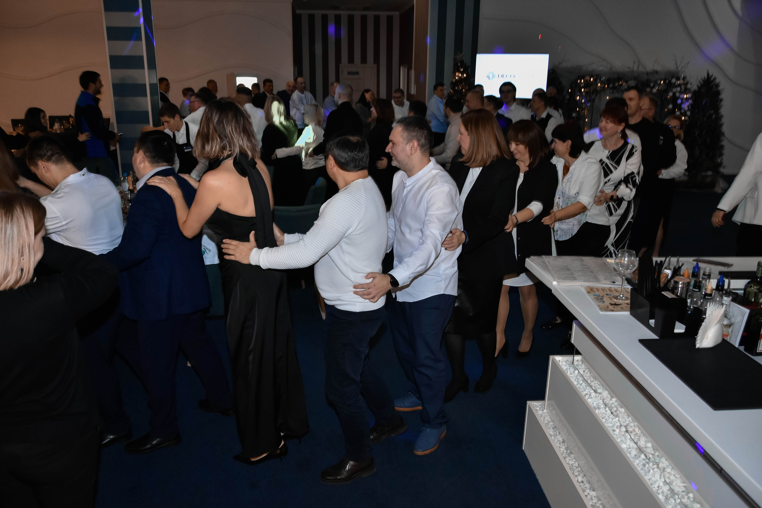 Корпоратив. Женский фотограф в Людиново и Киров