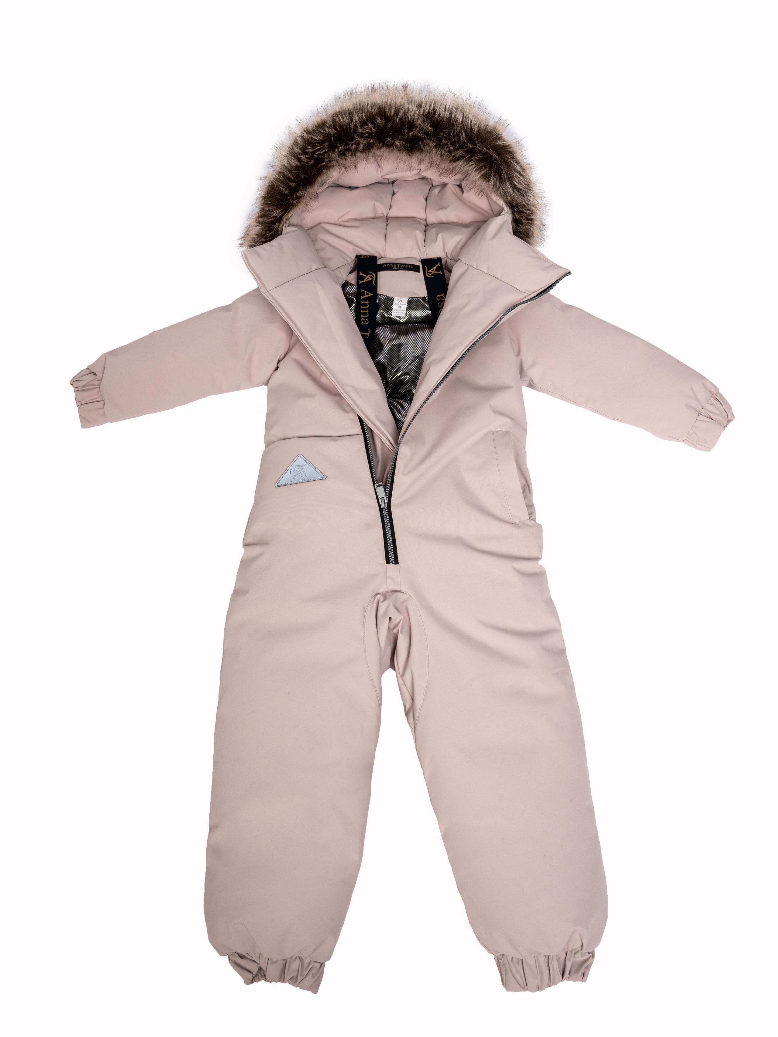 Каталог лук бук съёмка для каталога одежды, для маркетплейсов. Семейный и детский фотограф в детских садах и школах