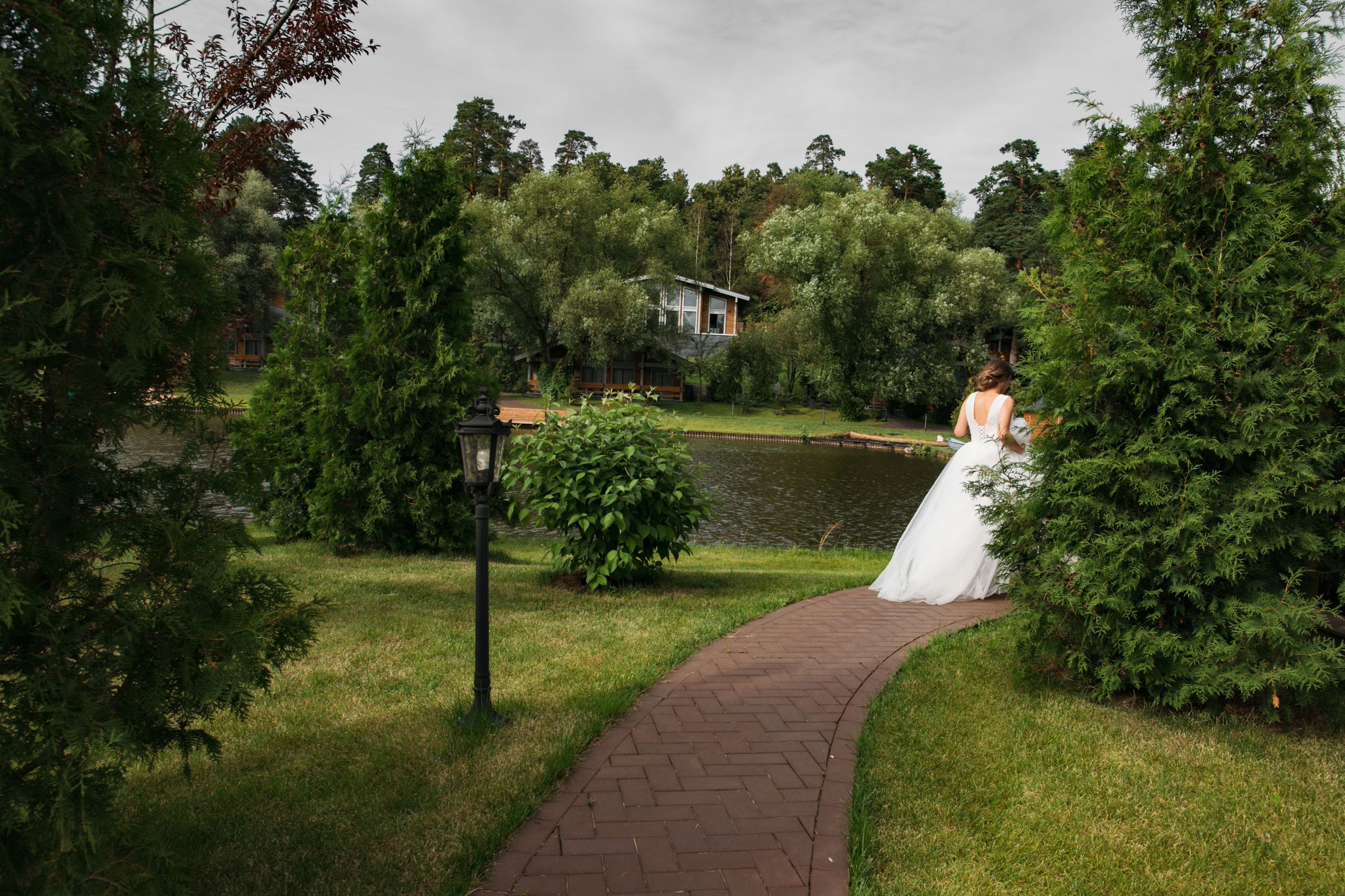 Классическая летняя. Свадебный фотограф в Москве Аля Загирова