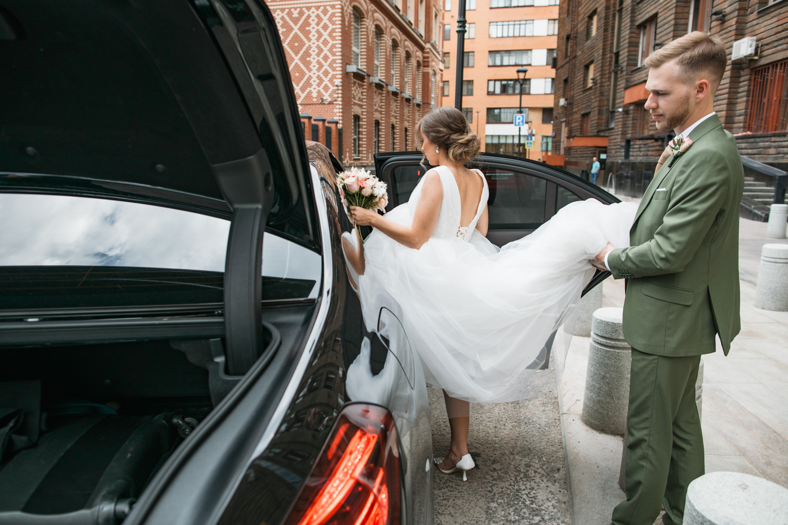 Классическая летняя. Свадебный фотограф в Москве Аля Загирова