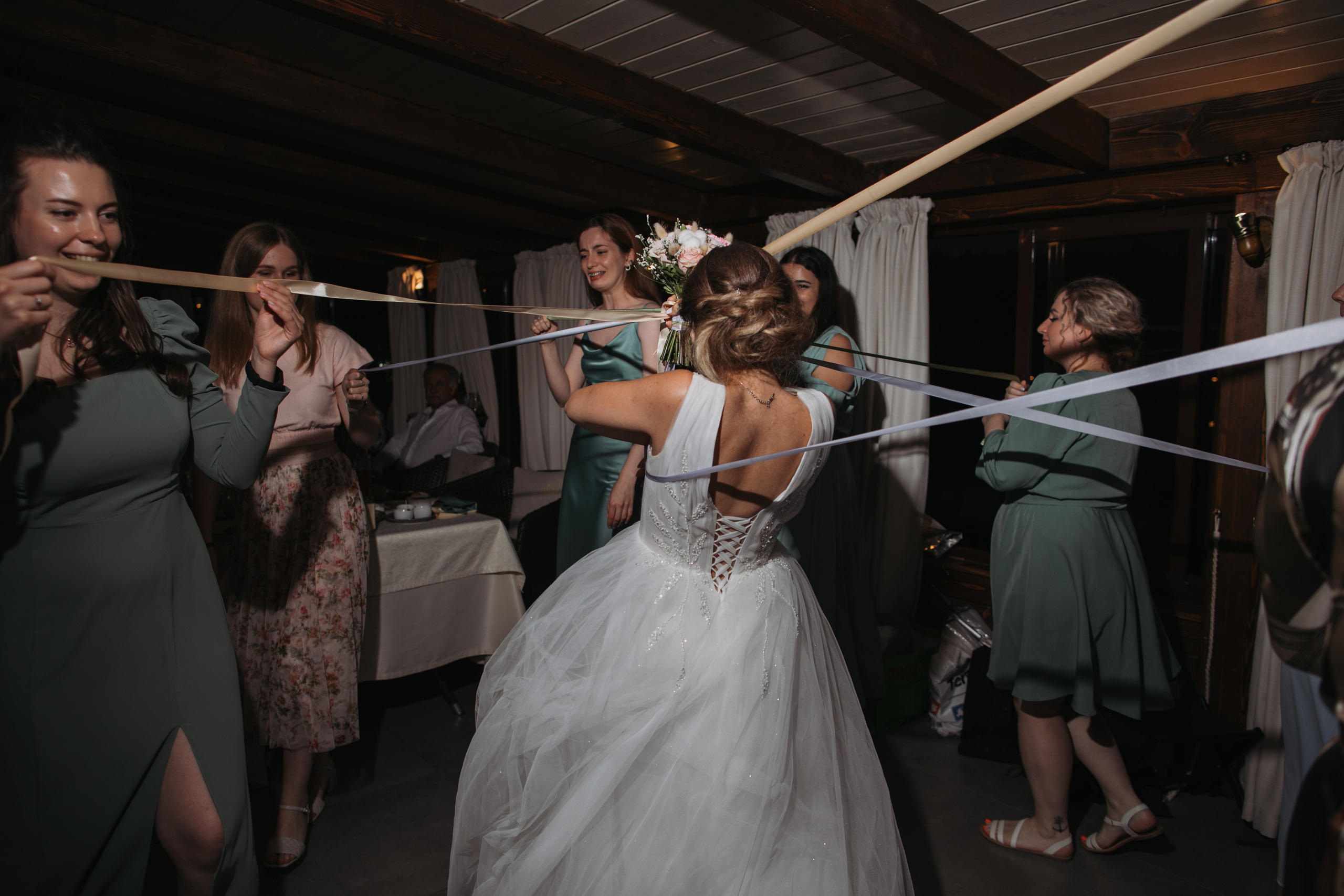 Классическая летняя. Свадебный фотограф в Москве Аля Загирова