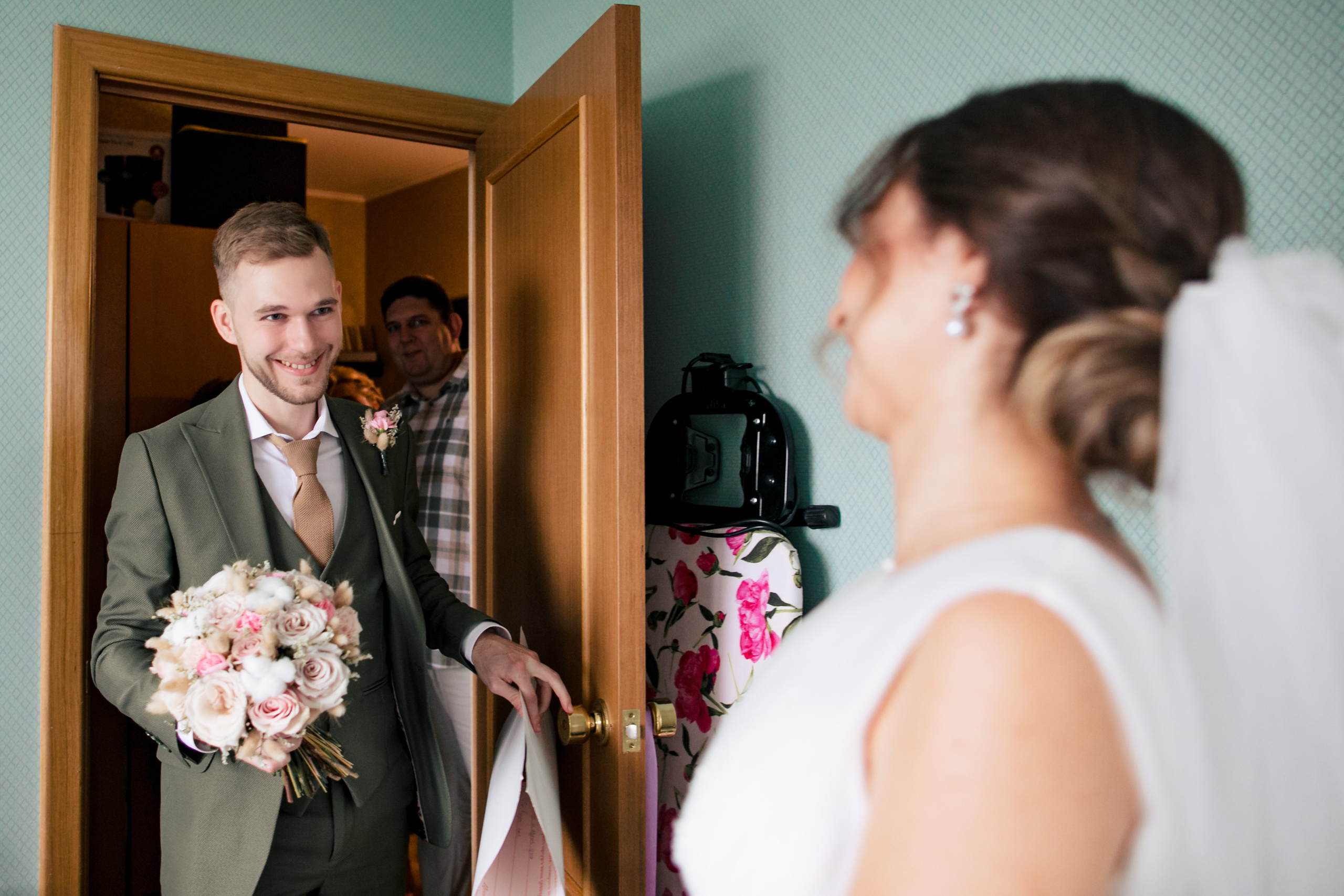 Классическая летняя. Свадебный фотограф в Москве Аля Загирова