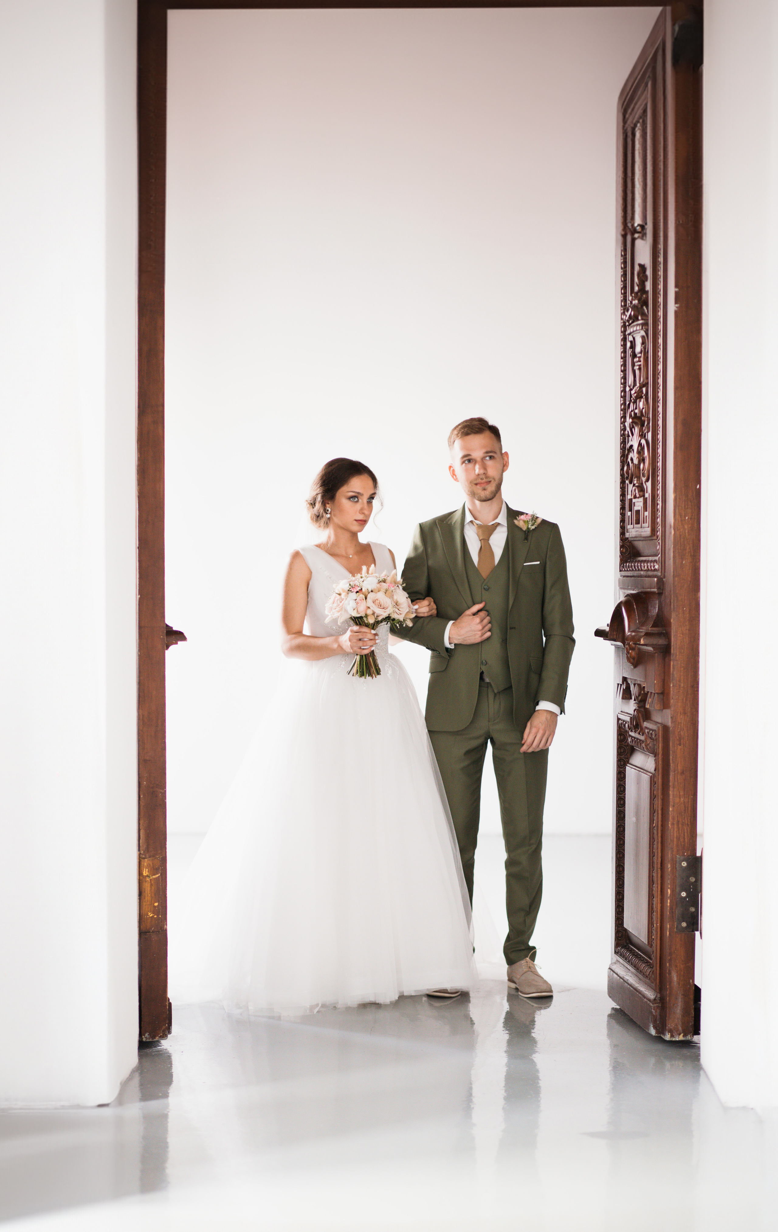 Классическая летняя. Свадебный фотограф в Москве Аля Загирова