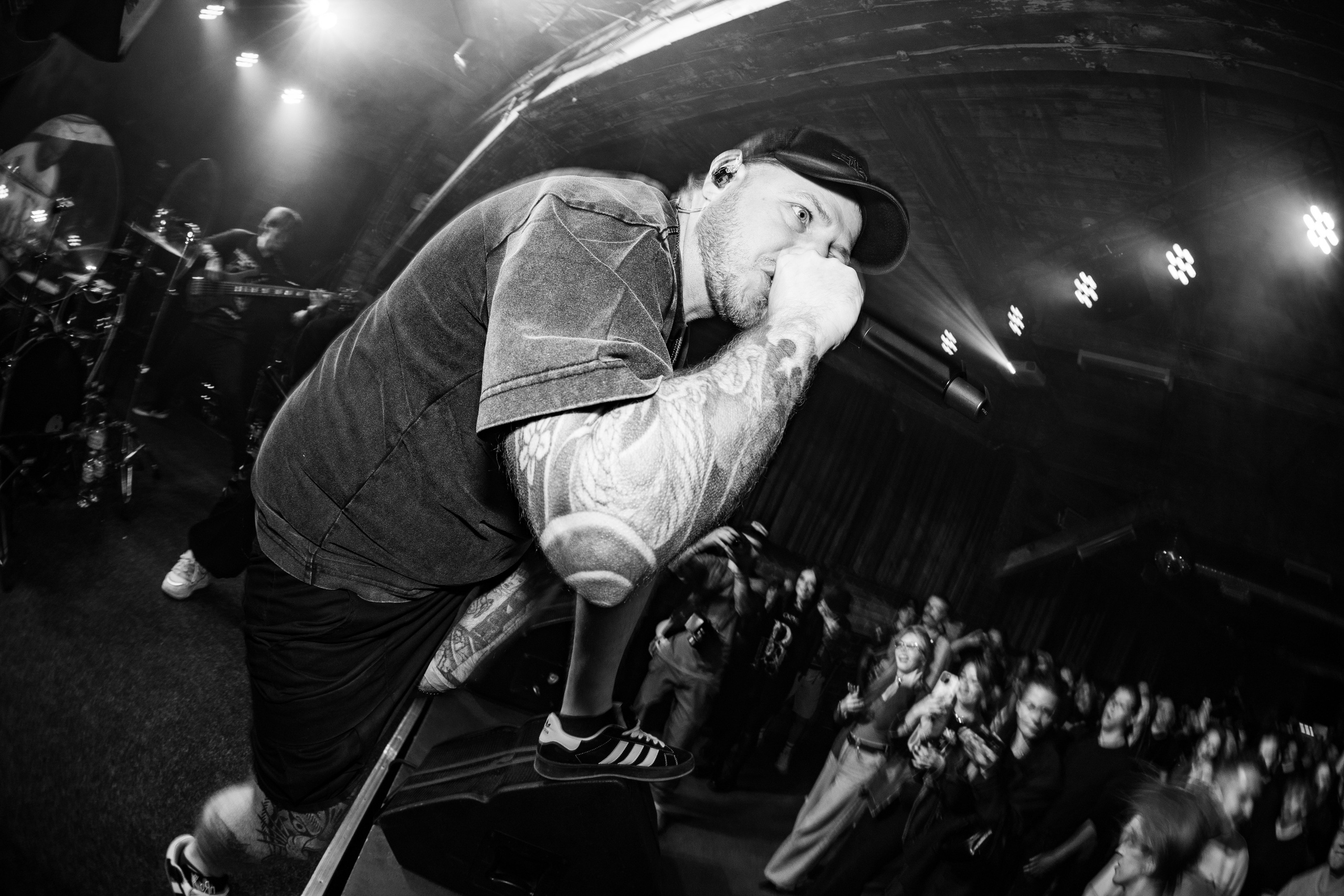 ОМУТ ГИГ|Zoccolo 2.0. Концертный и репортажный фотограф в Санкт-Петербурге Слава Пахомов