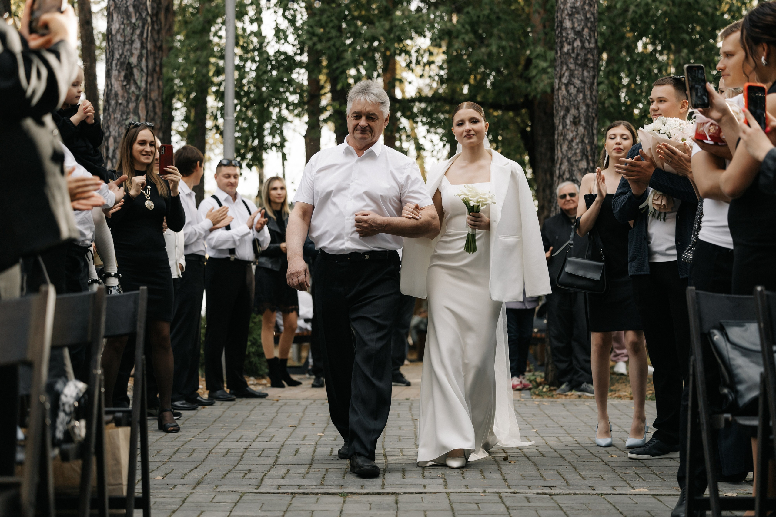 Kirill & Arina. Фотограф свадебный, репортажный, индивидуальный, фото для маркетплейсов, брендов, автосалонов