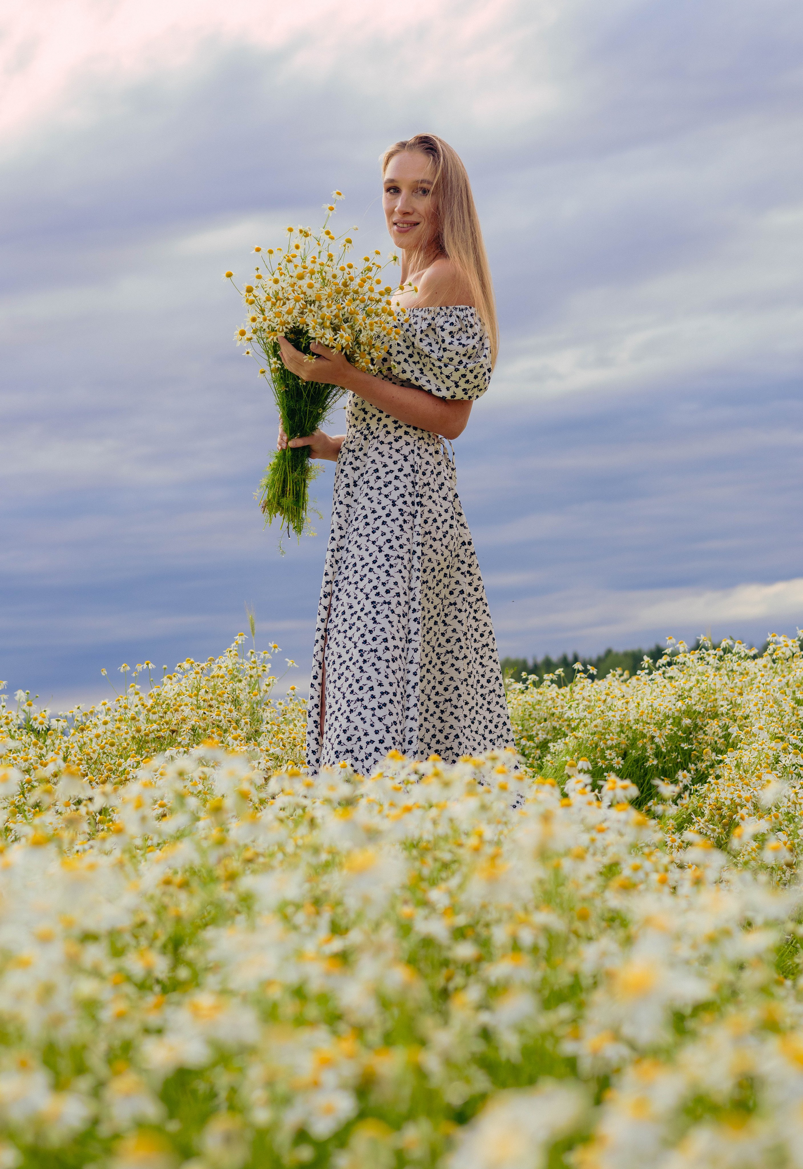 Фотосессия в Ромашковом поле. Портретный фотограф Панферова Регина г. Санкт-Петербург, г. Казань