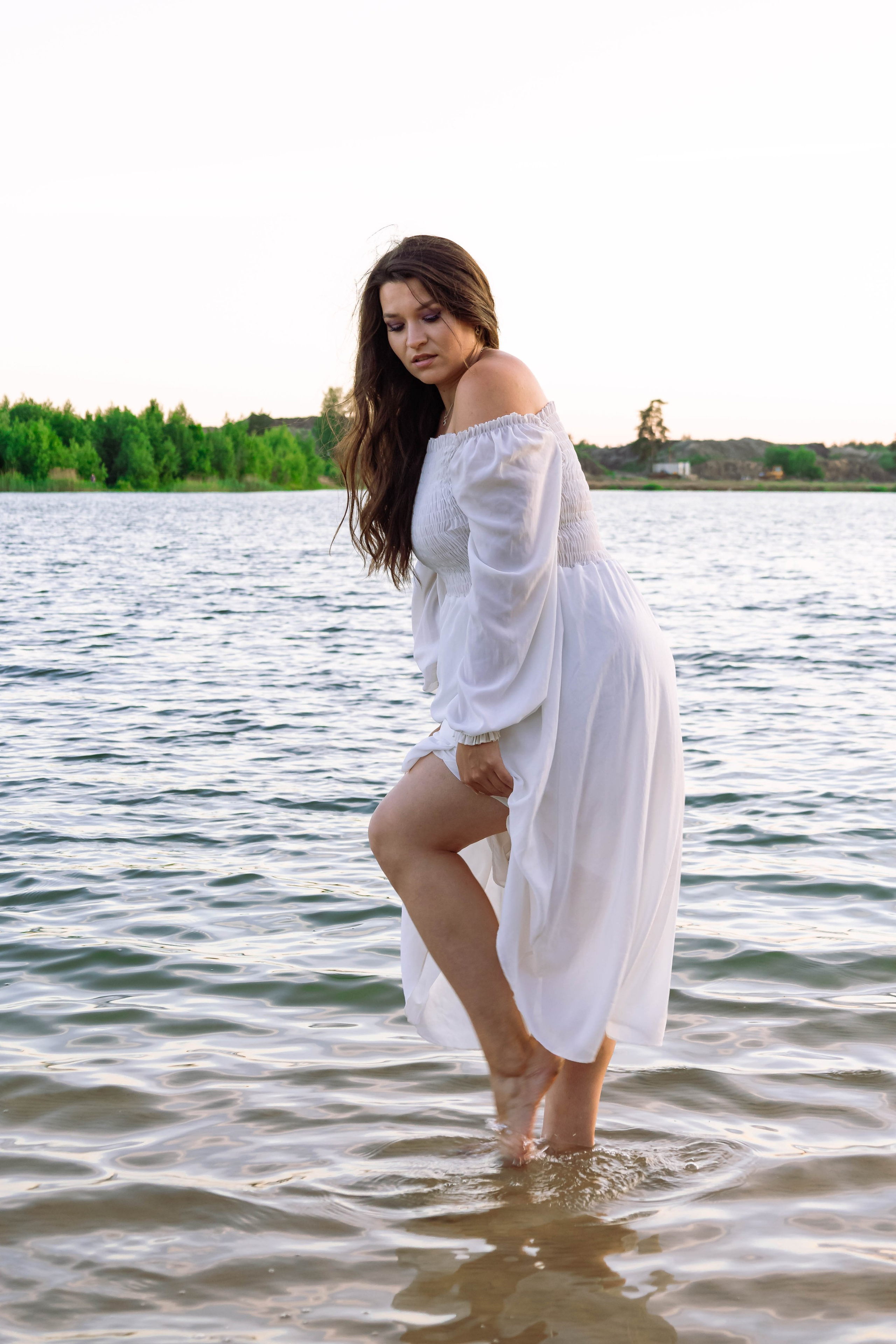 Алена. Люпины в карьере. Портретный фотограф Панферова Регина г. Санкт-Петербург, г. Казань